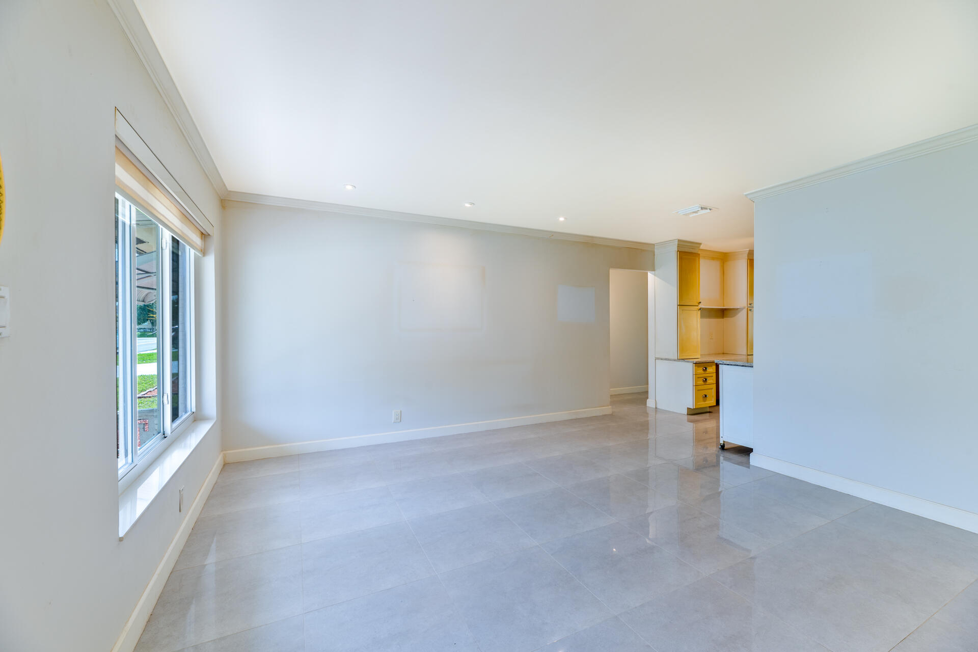 MAINLANDS OF TAMARAC LAKES - Residential