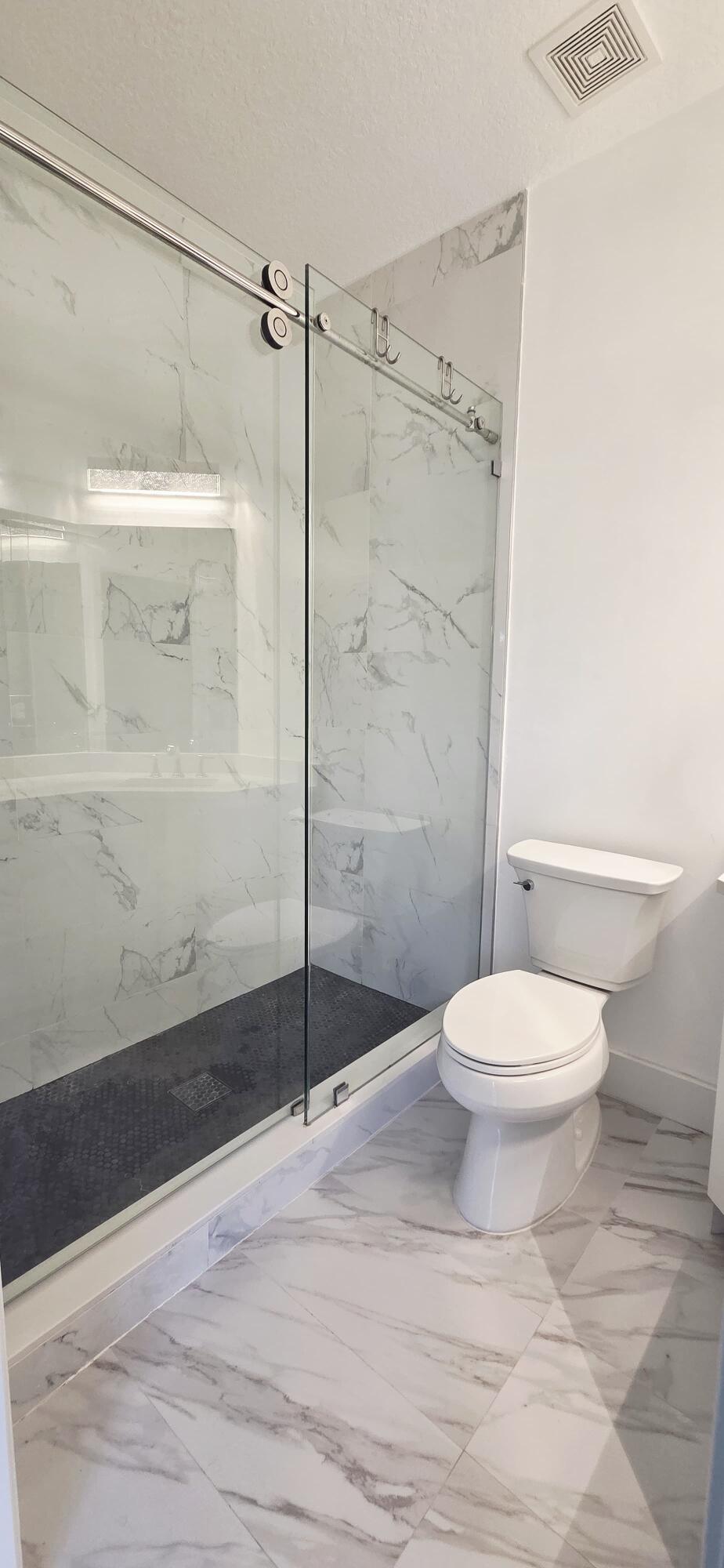 ROKEST APARTMENTS OF TAMARAC - Residential Lease