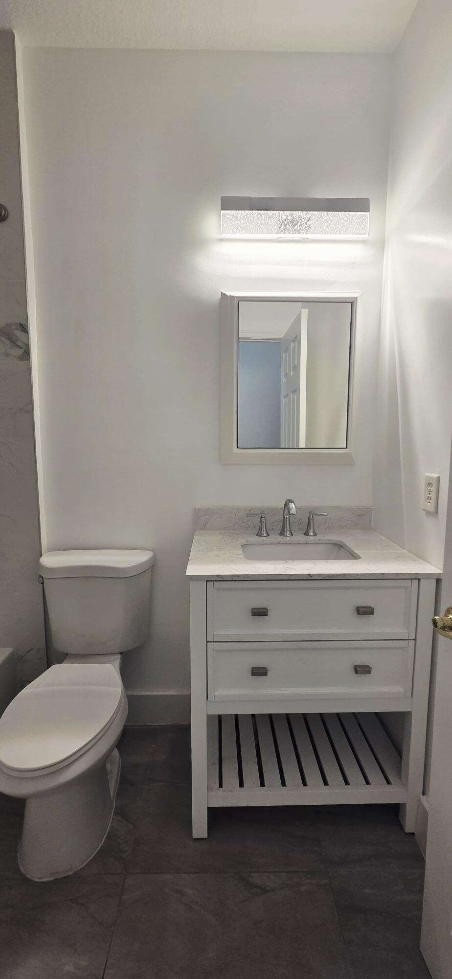 ROKEST APARTMENTS OF TAMARAC - Residential Lease