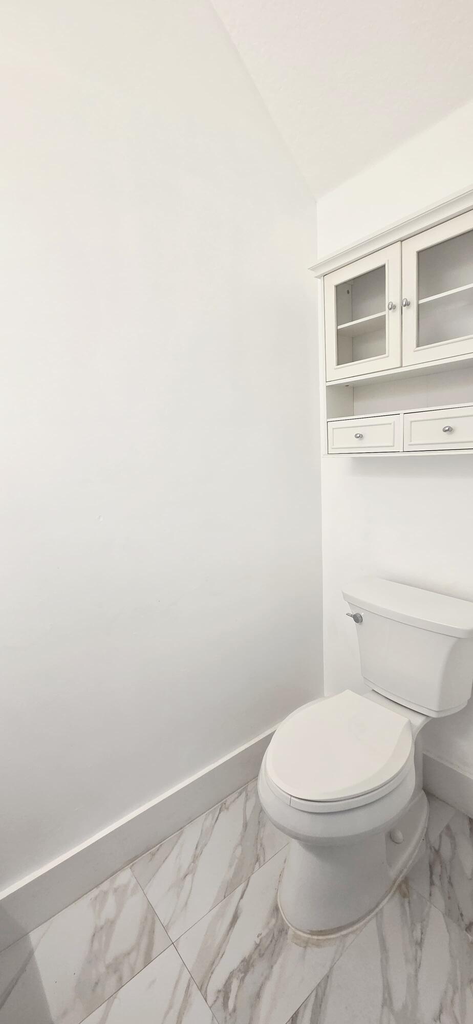 ROKEST APARTMENTS OF TAMARAC - Residential Lease
