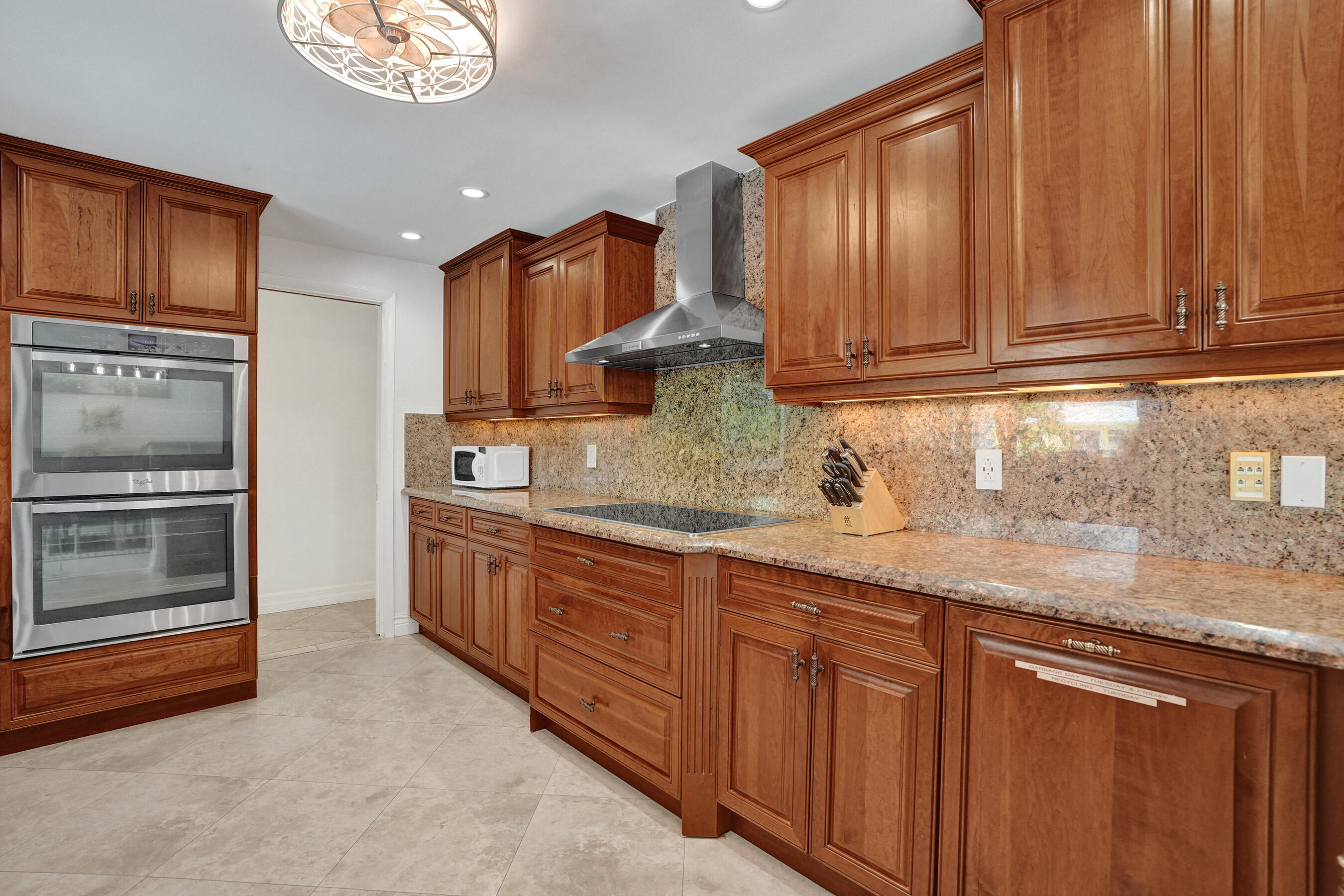 BOULEVARD PARK ISLES SEC 4 - Residential