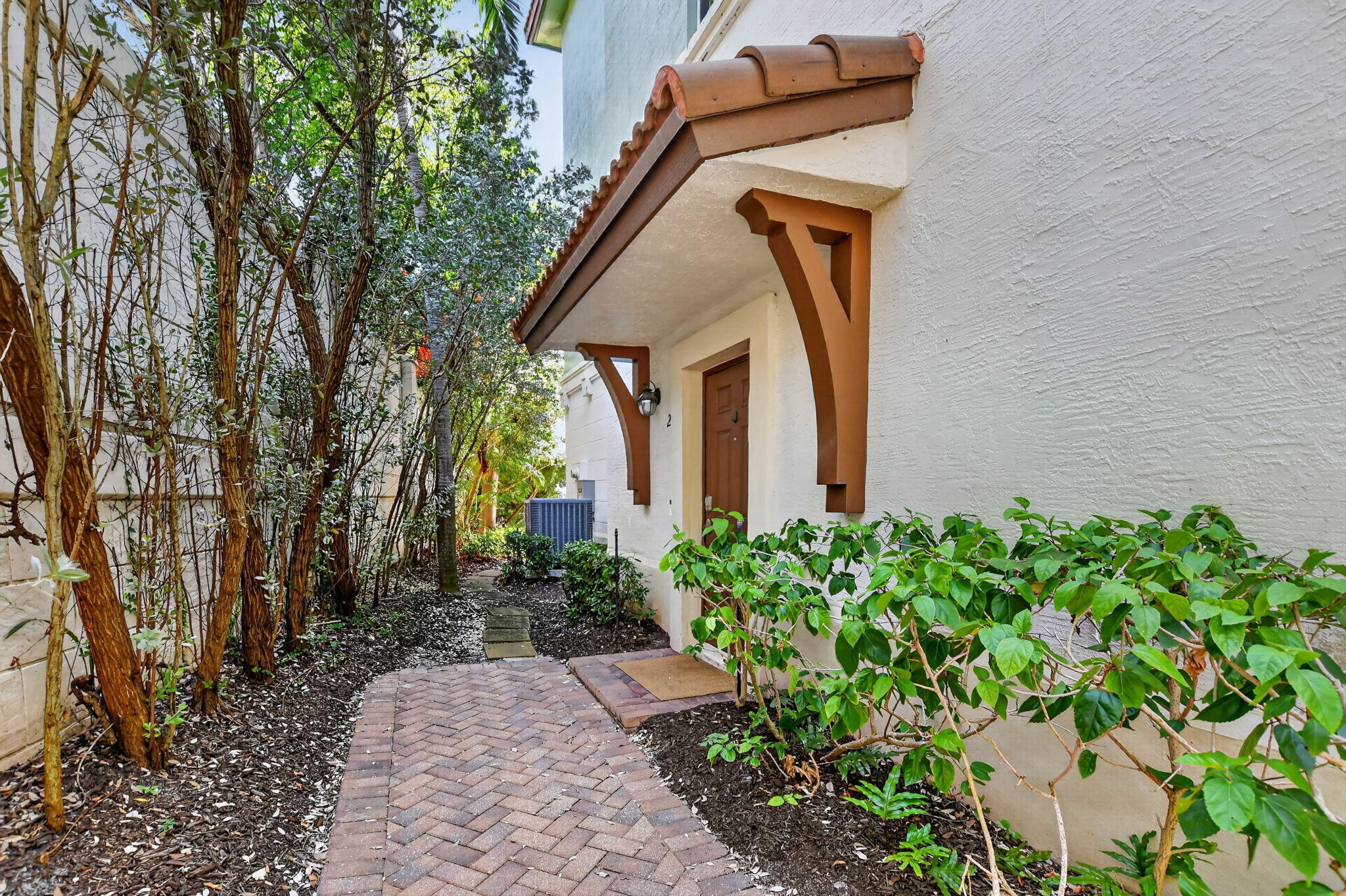LIBRARY COMMONS - Residential