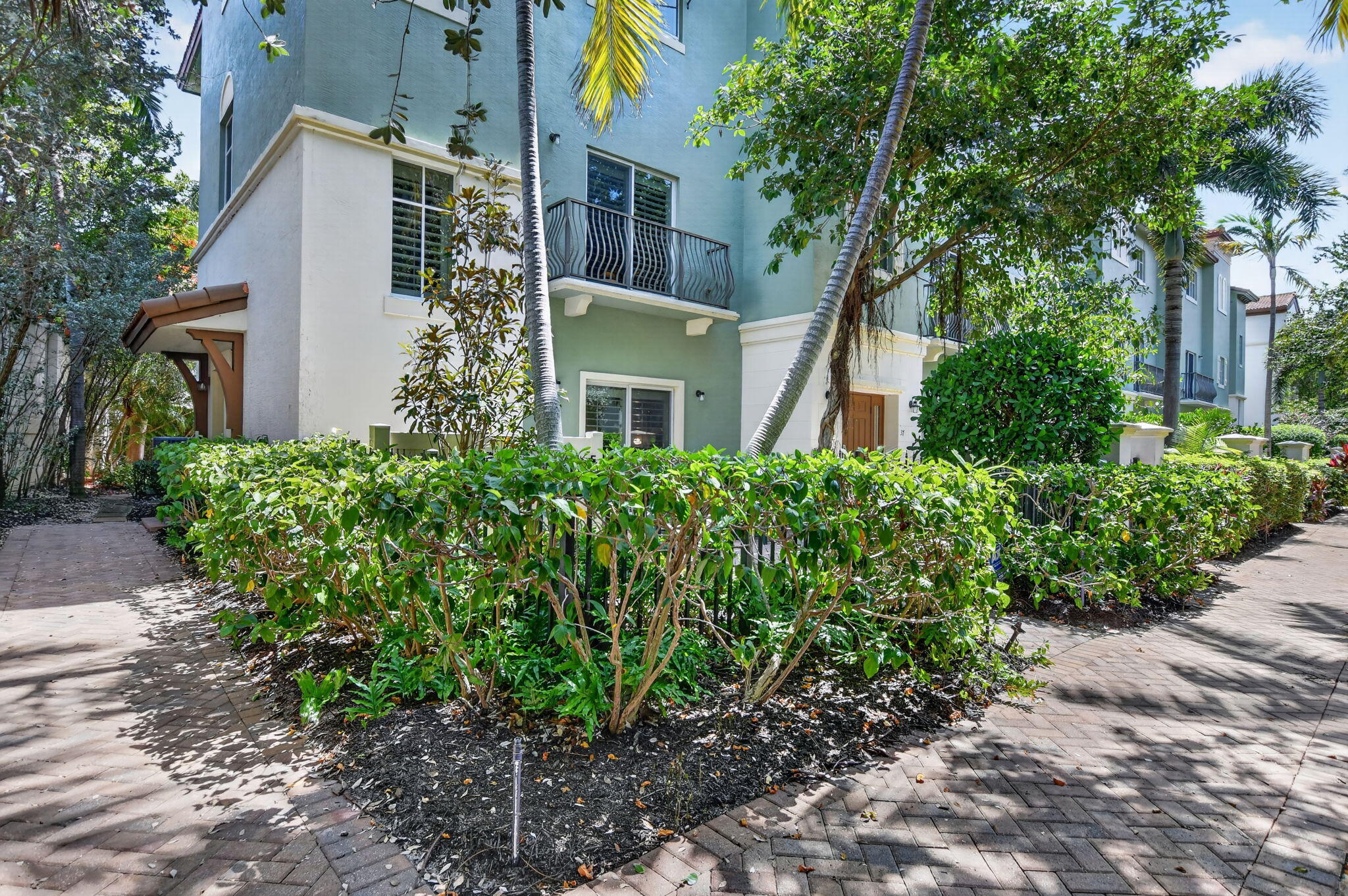 LIBRARY COMMONS - Residential