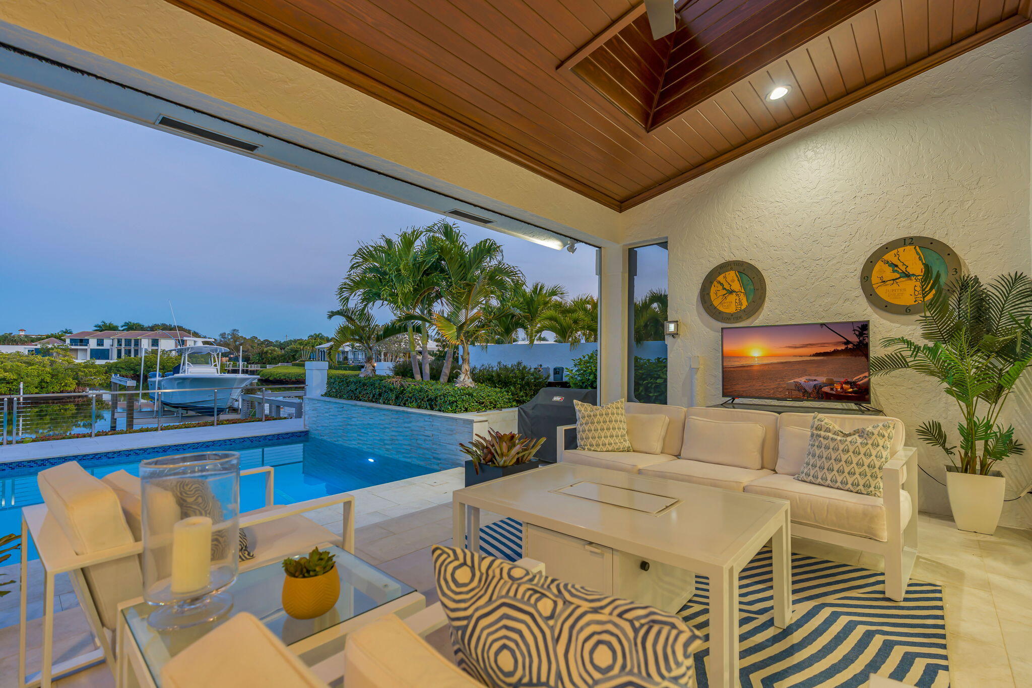 ADMIRALS COVE PAR A 1 - Residential