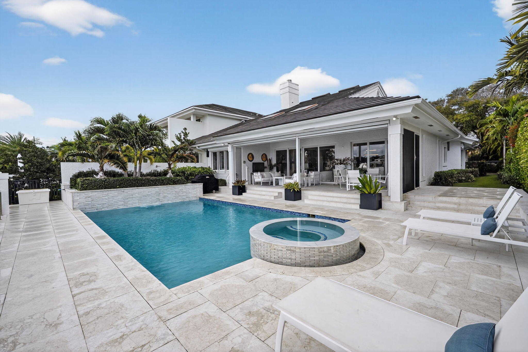 ADMIRALS COVE PAR A 1 - Residential