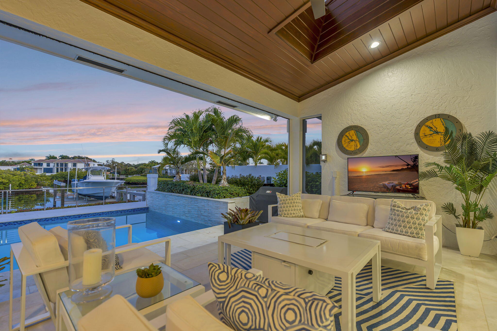 ADMIRALS COVE PAR A 1 - Residential