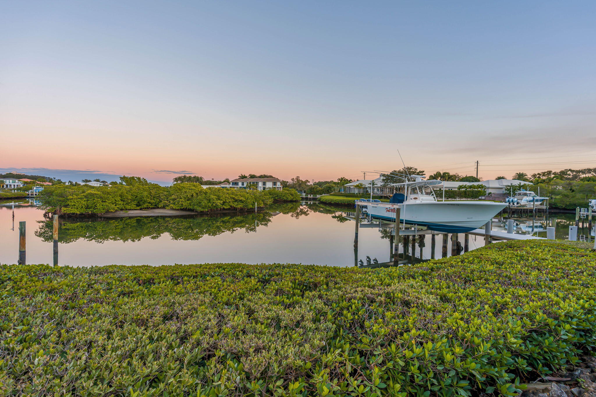 ADMIRALS COVE PAR A 1 - Residential