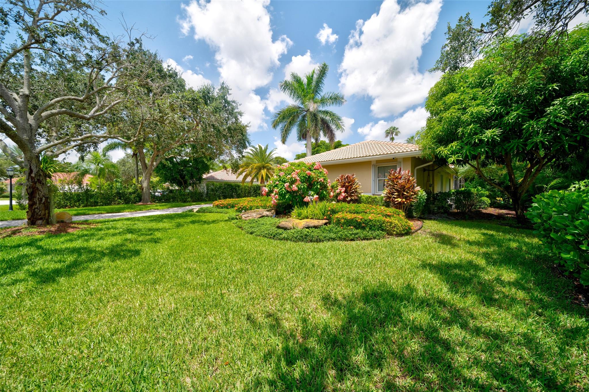 The Isles 145-36 B - Residential