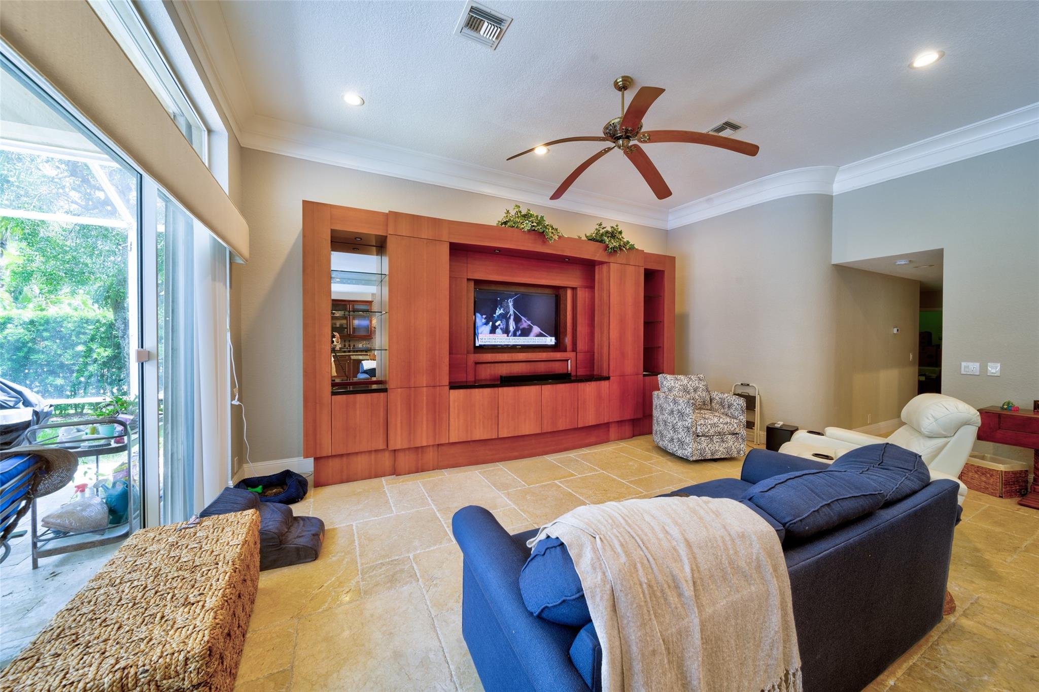 The Isles 145-36 B - Residential