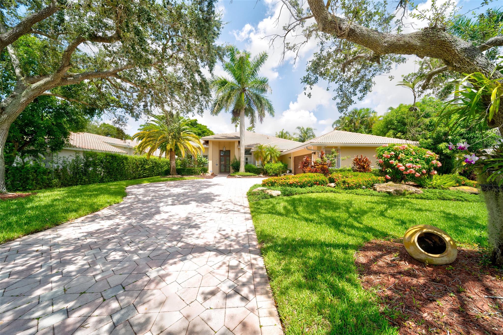 The Isles 145-36 B - Residential