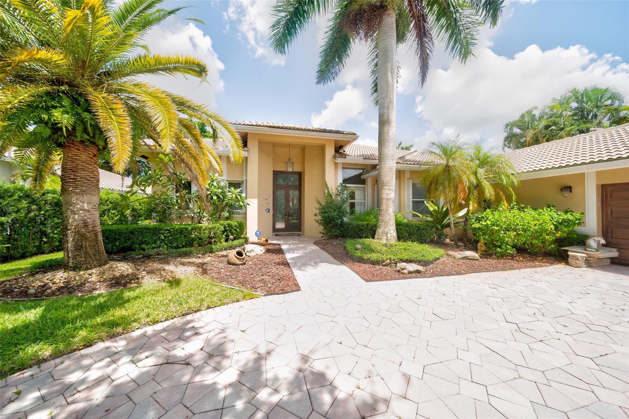 The Isles 145-36 B - Residential