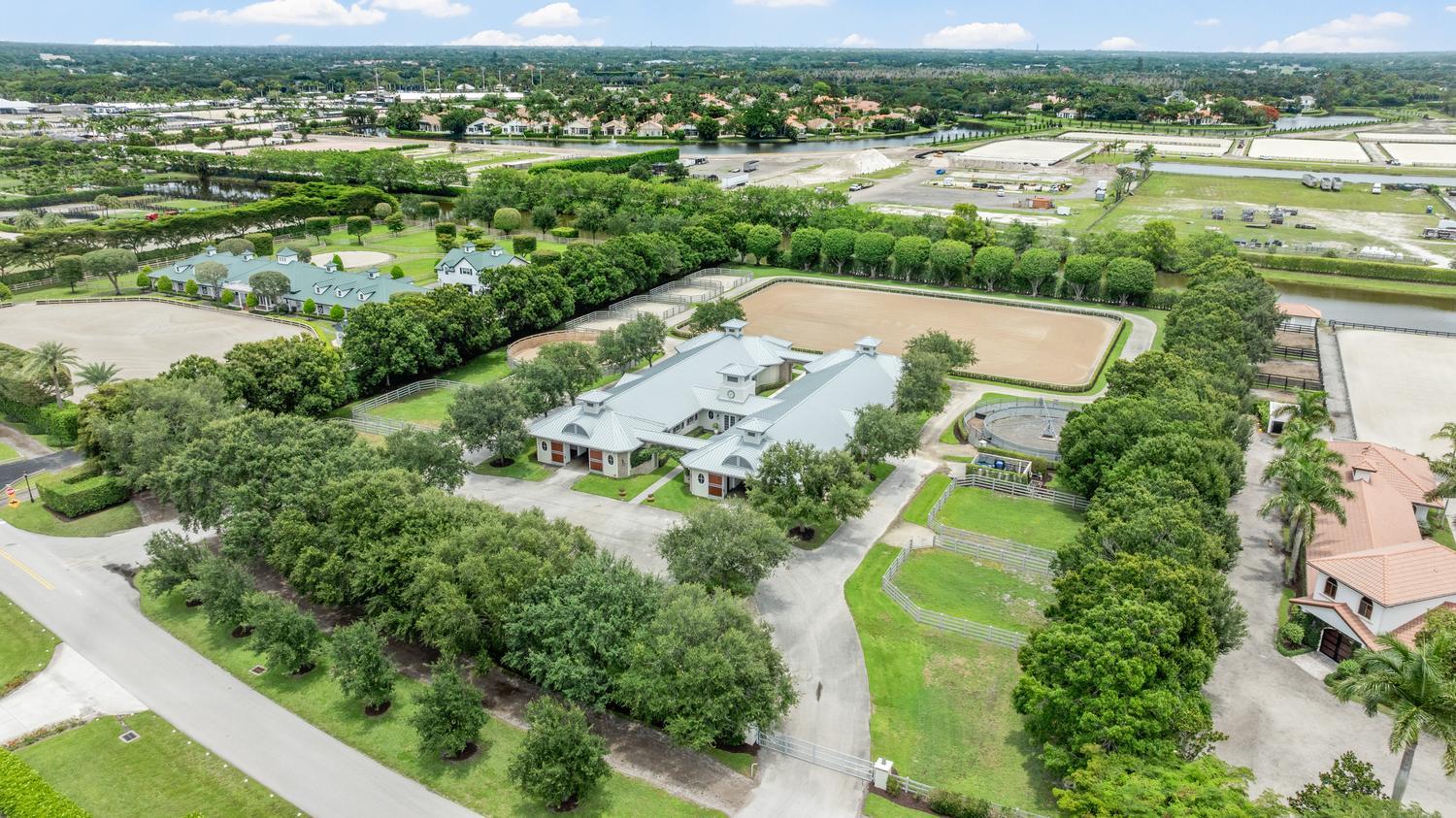GRAND PRIX FARMS - Residential