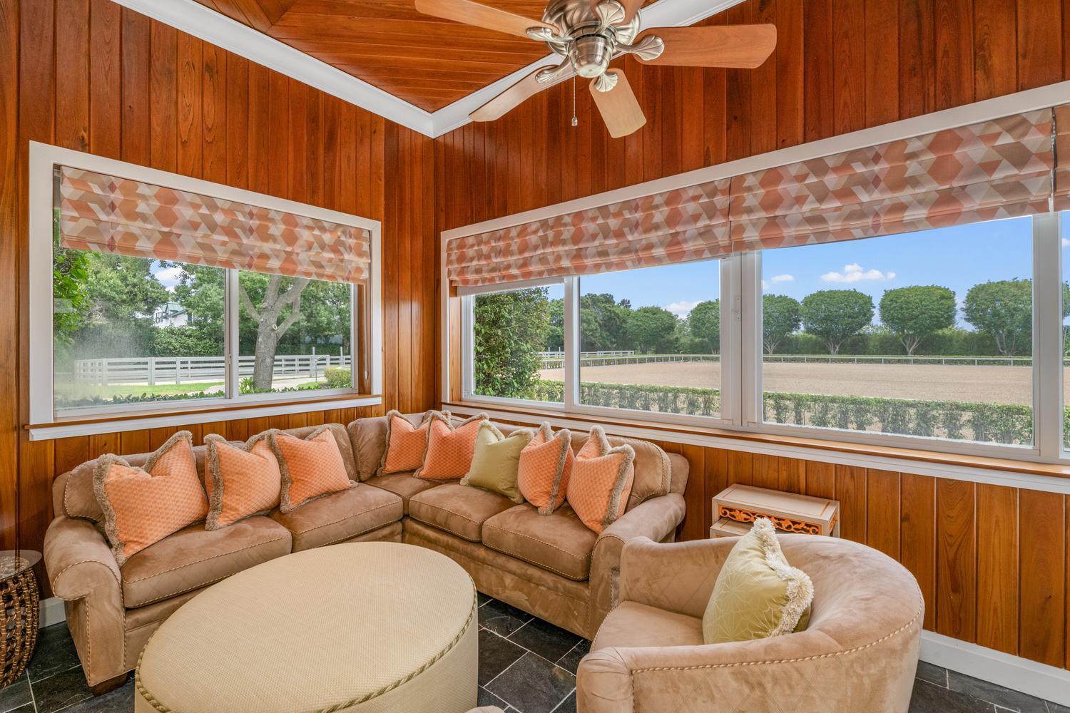 GRAND PRIX FARMS - Residential