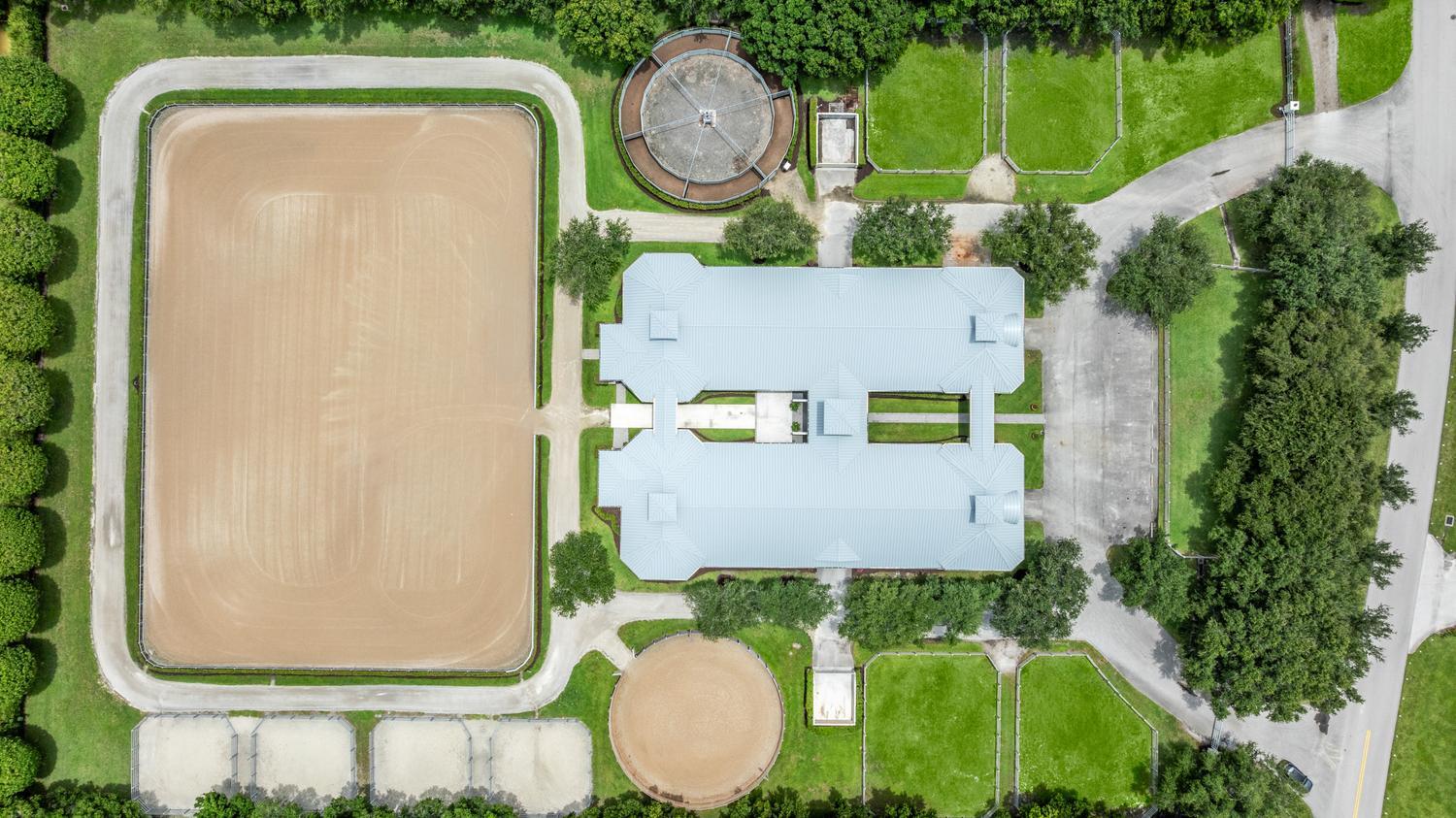 GRAND PRIX FARMS - Residential