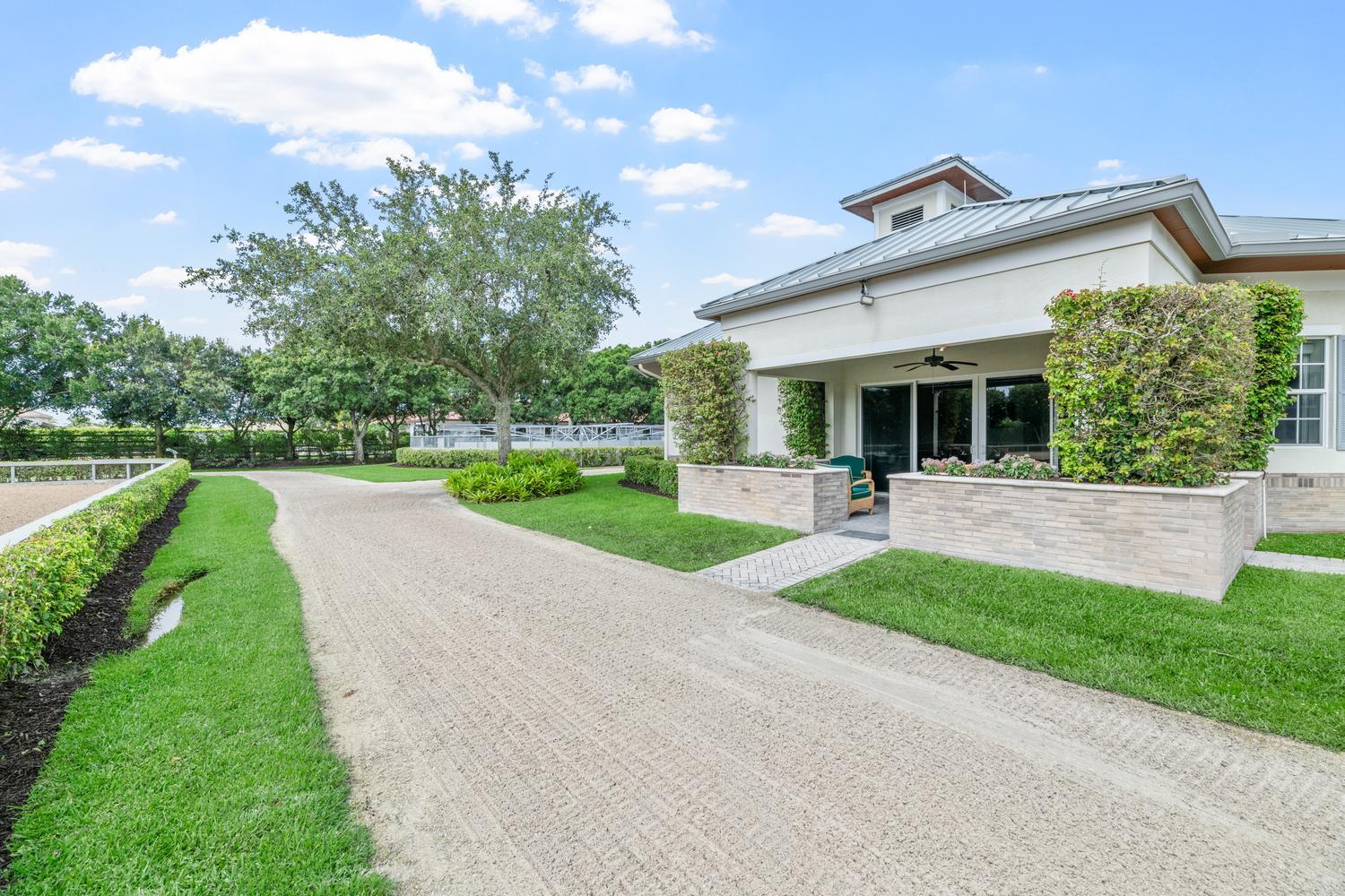 GRAND PRIX FARMS - Residential