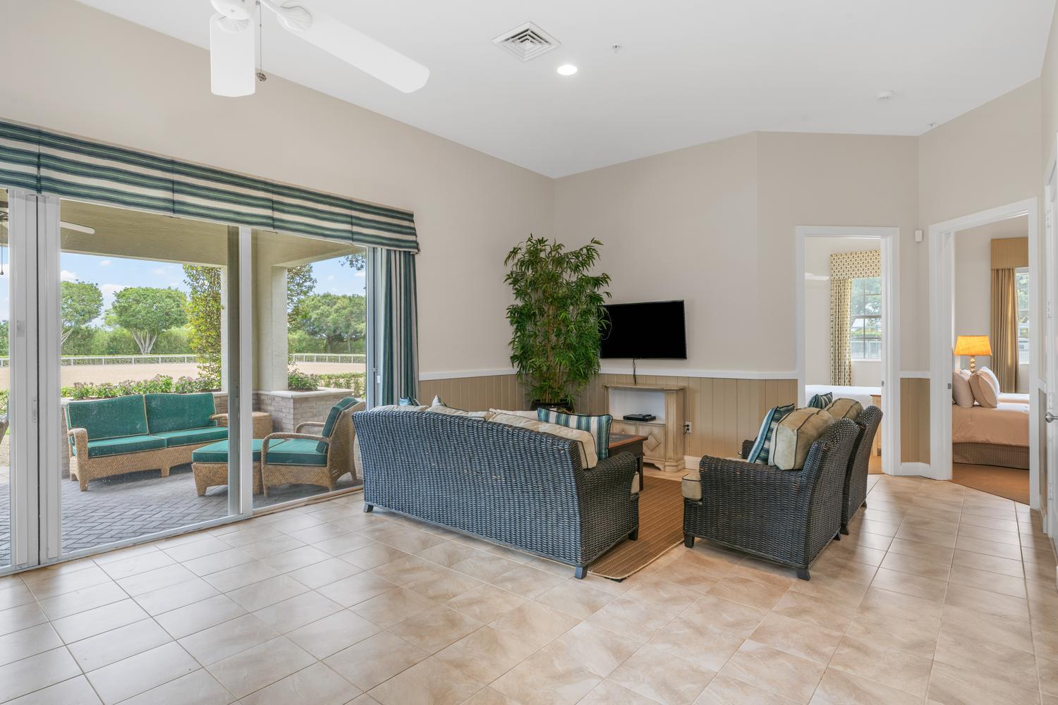 GRAND PRIX FARMS - Residential