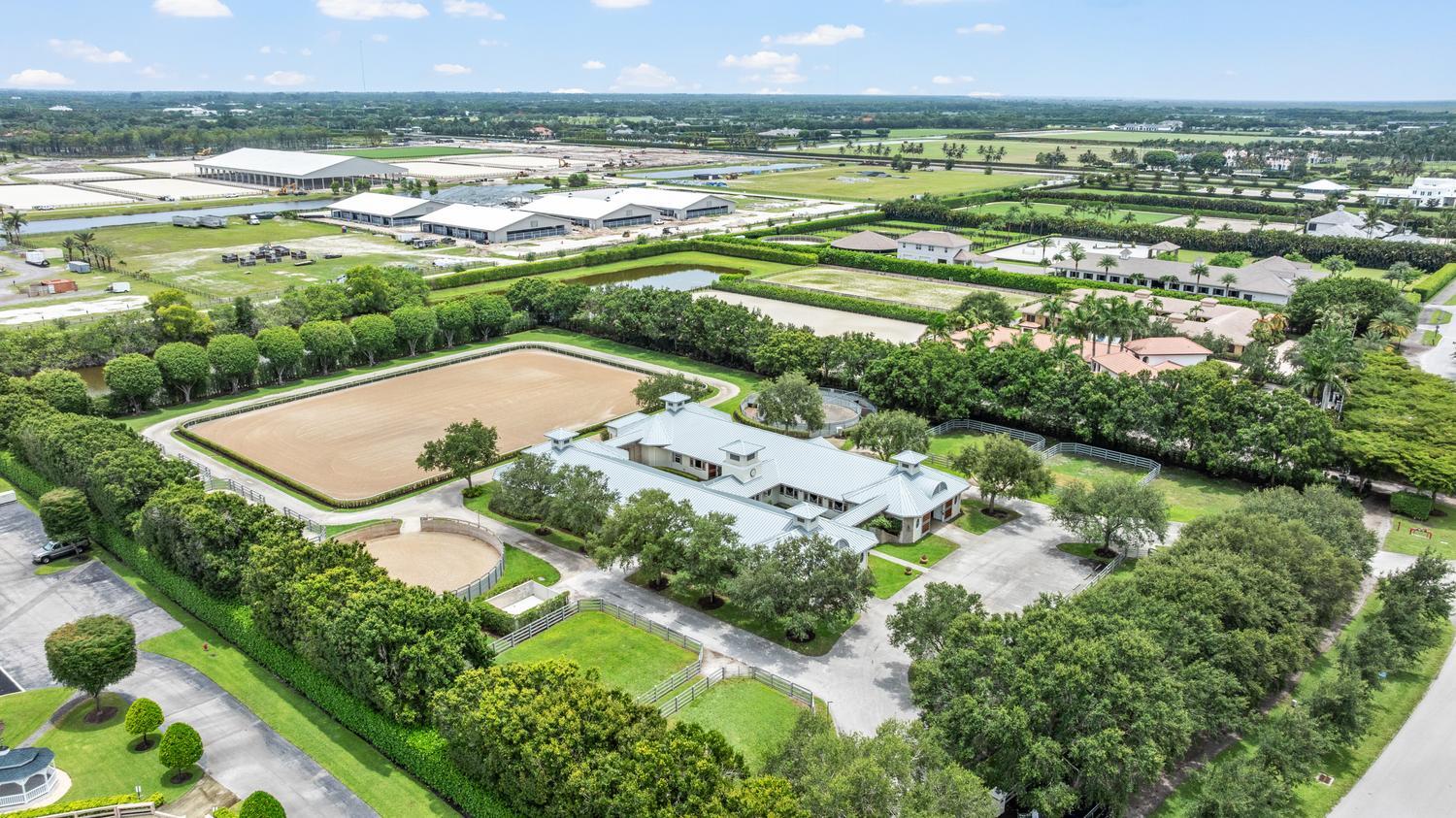 GRAND PRIX FARMS - Residential