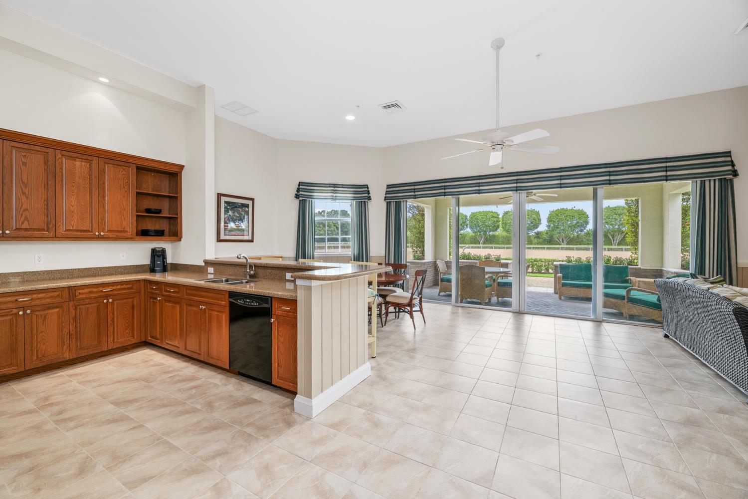 GRAND PRIX FARMS - Residential