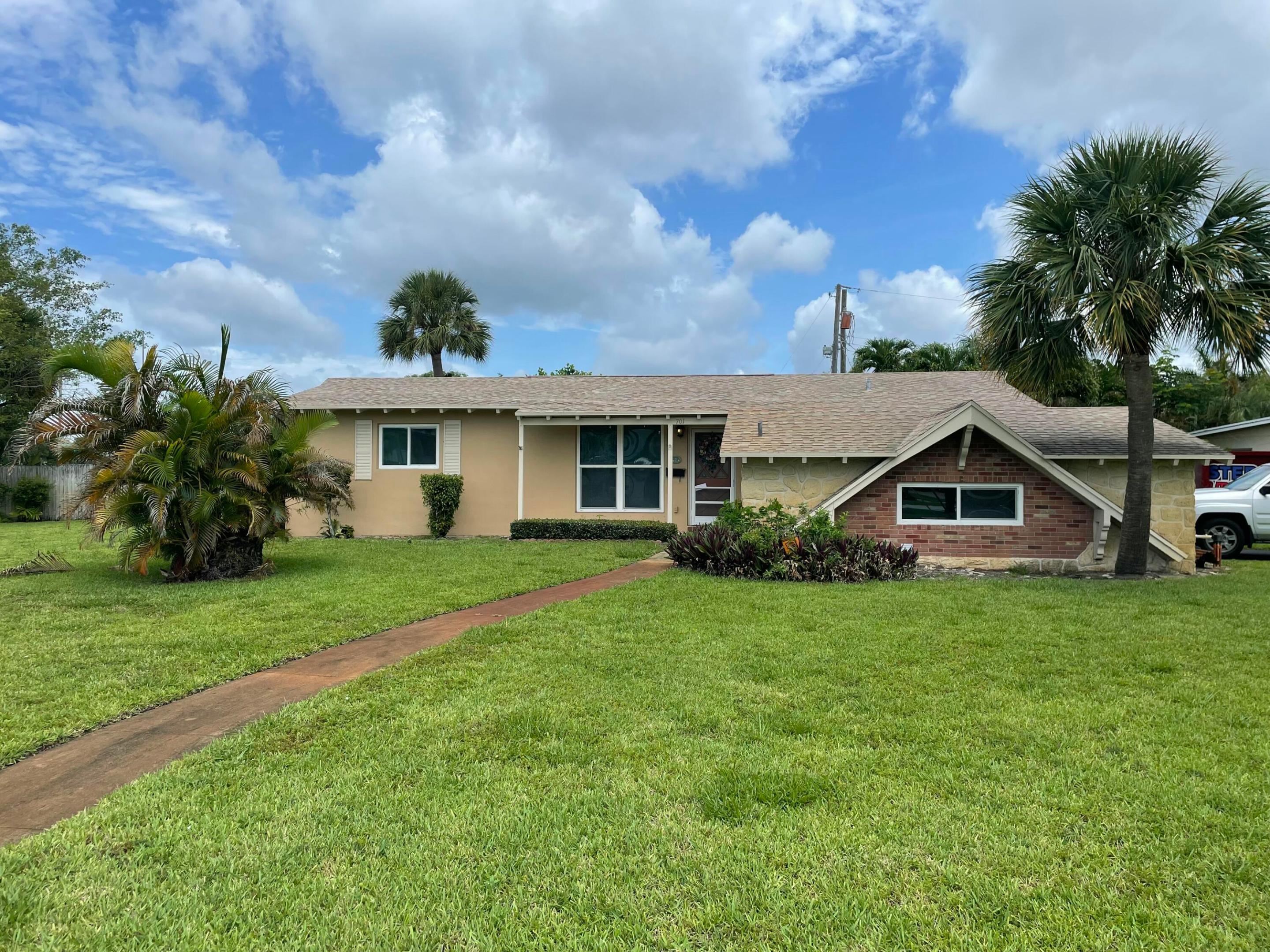 NORTH PALM BEACH VILLAGE OF 6 - Residential