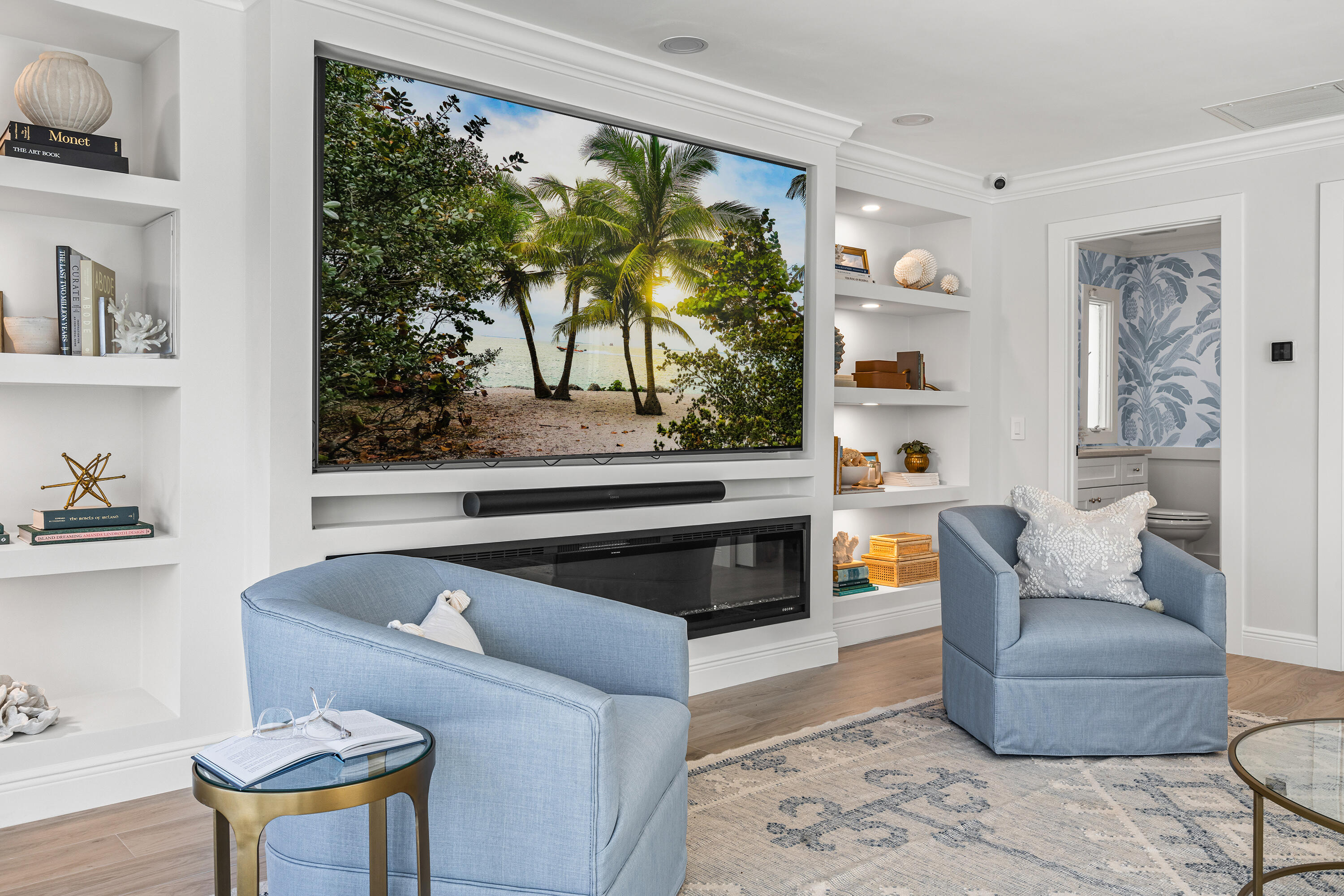 YACHT HARBOR MANOR - Residential