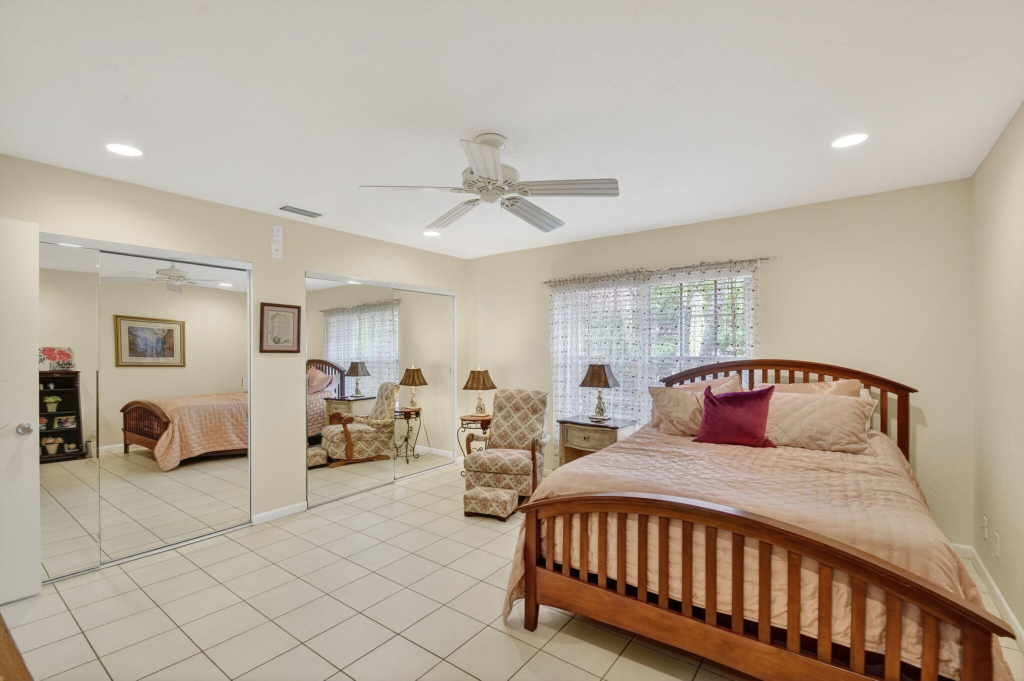 COVERED BRIDGE CONDO - Residential