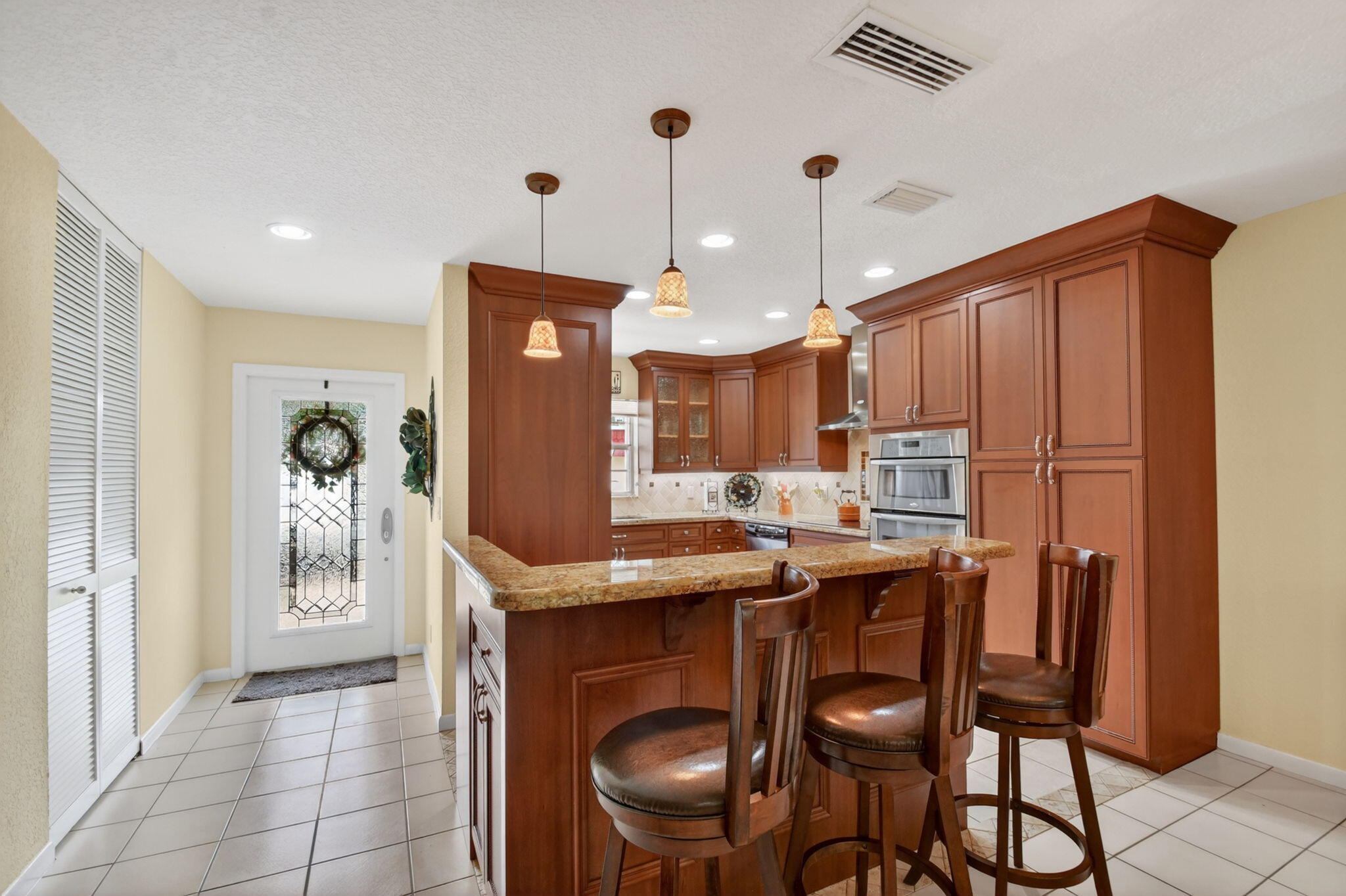 COVERED BRIDGE CONDO - Residential