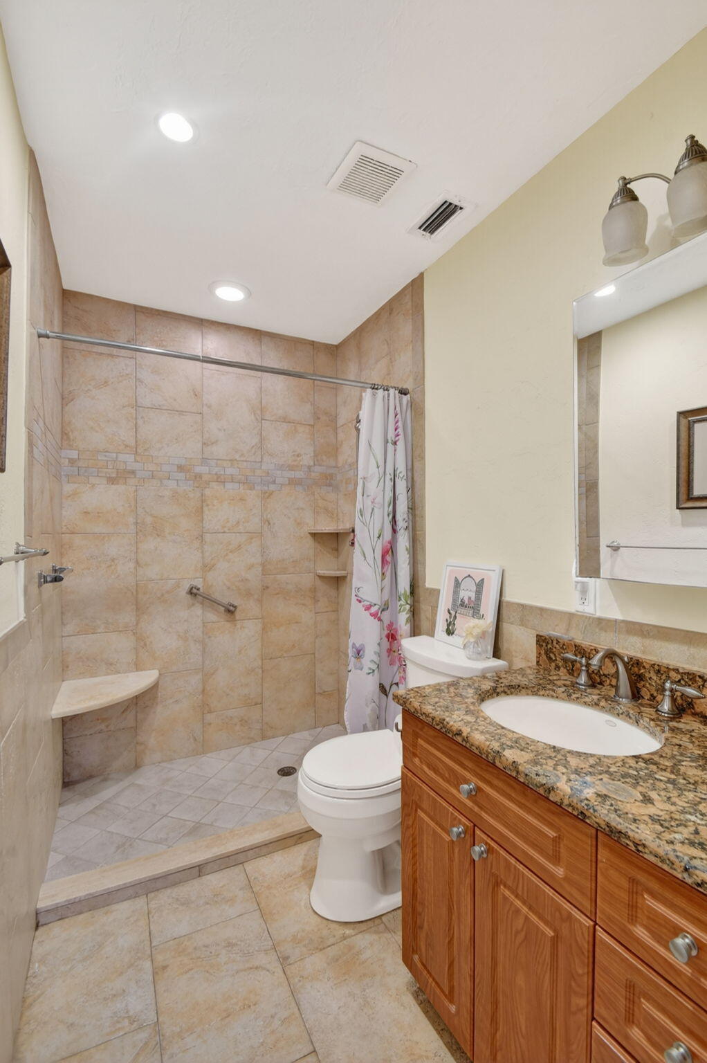 COVERED BRIDGE CONDO - Residential