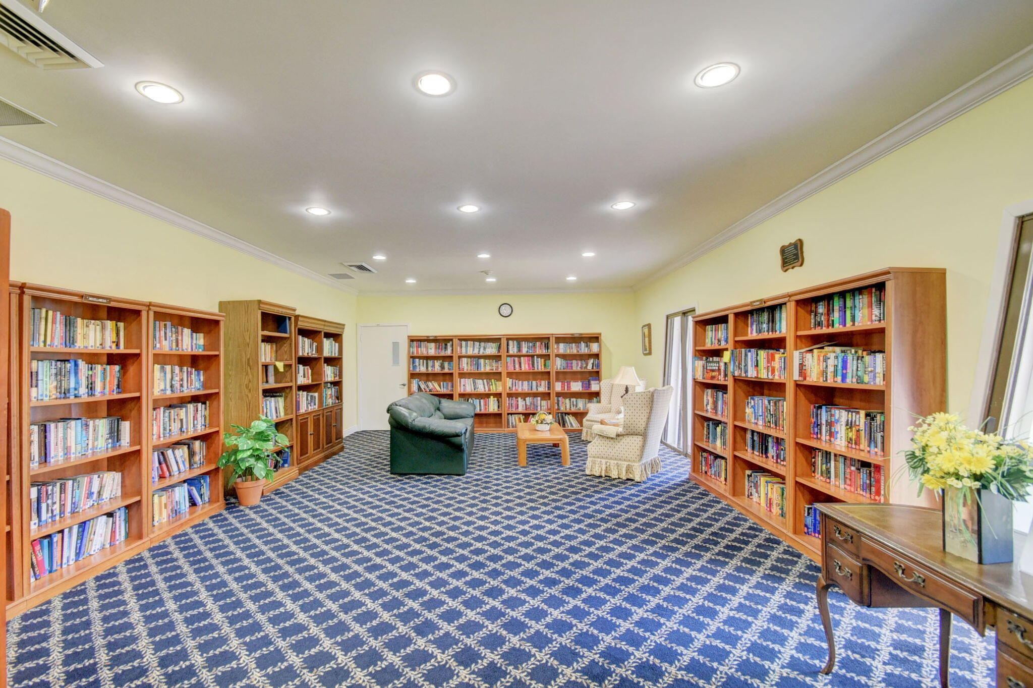 COVERED BRIDGE CONDO - Residential
