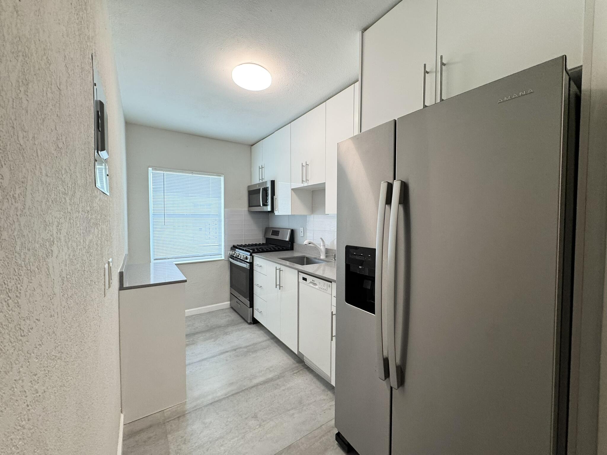 OCEAN BCH ADDN NO 3 - Residential Lease