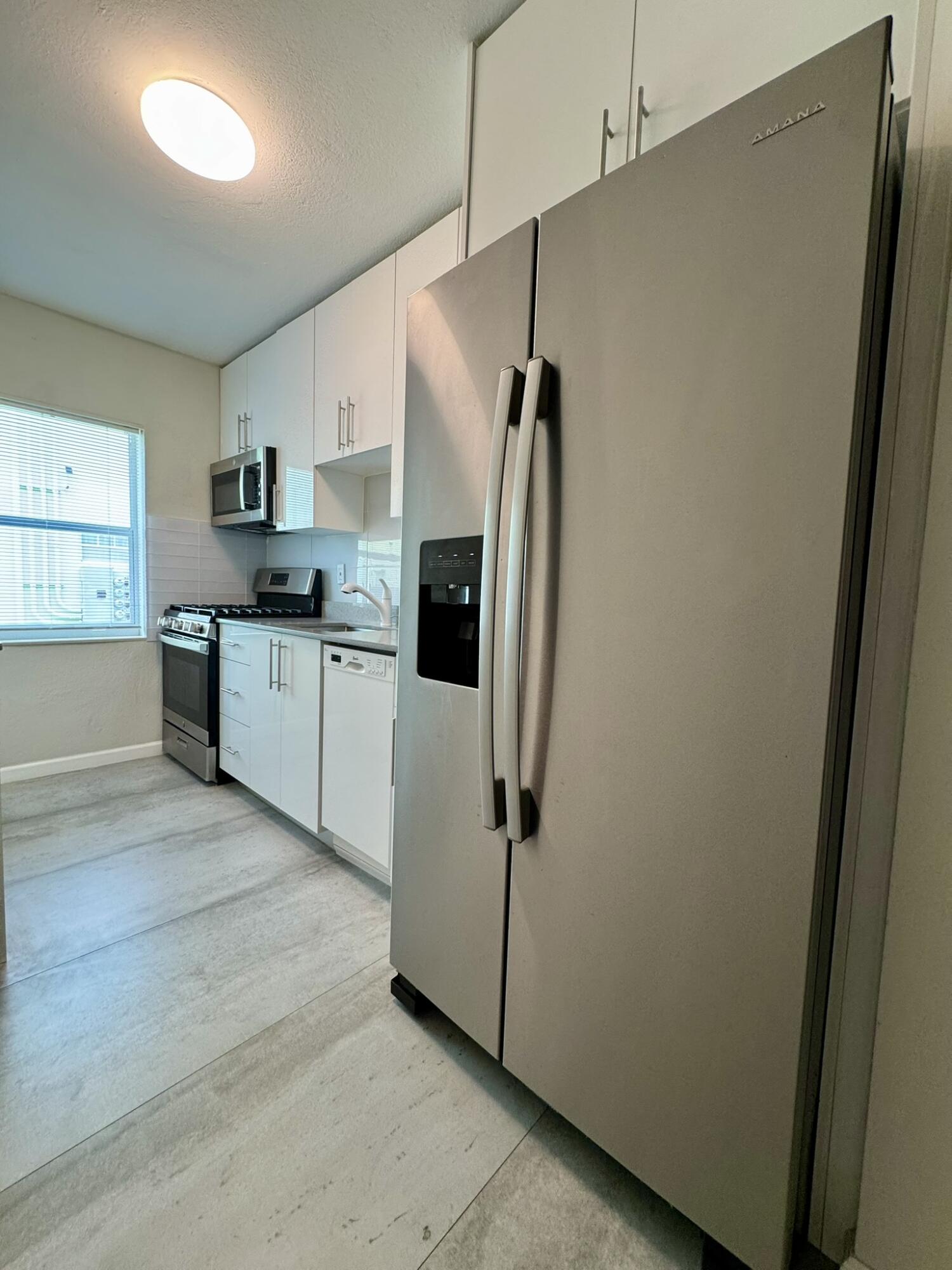 OCEAN BCH ADDN NO 3 - Residential Lease