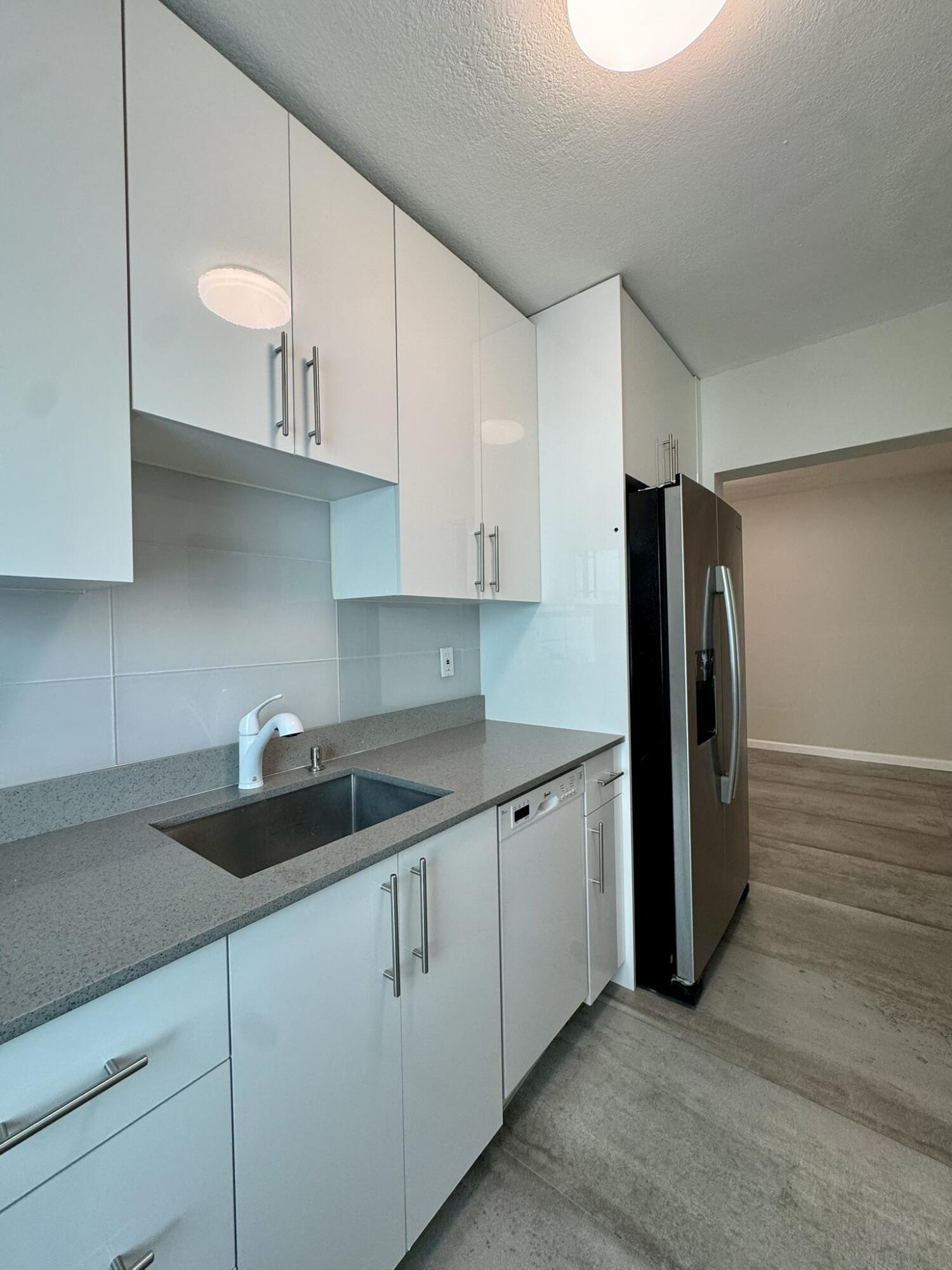OCEAN BCH ADDN NO 3 - Residential Lease