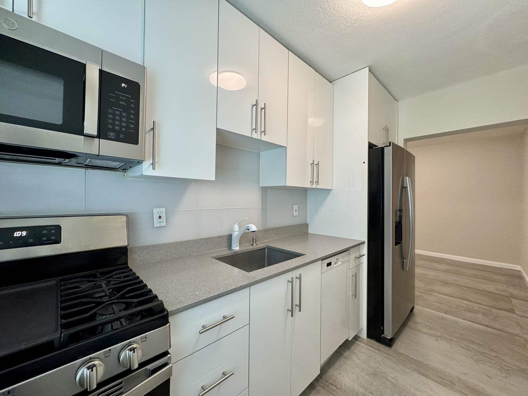 OCEAN BCH ADDN NO 3 - Residential Lease