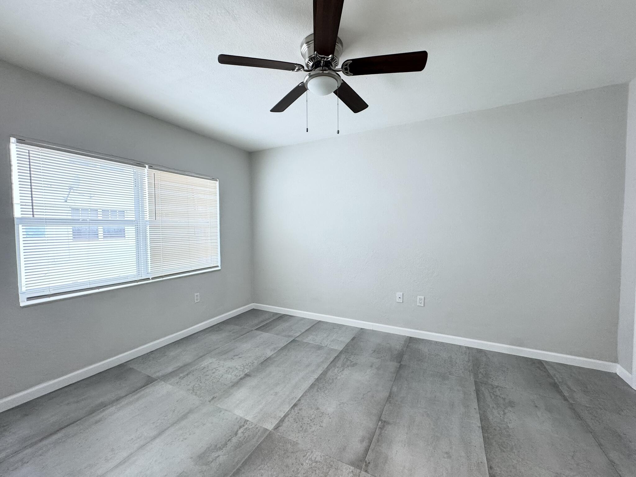 OCEAN BCH ADDN NO 3 - Residential Lease