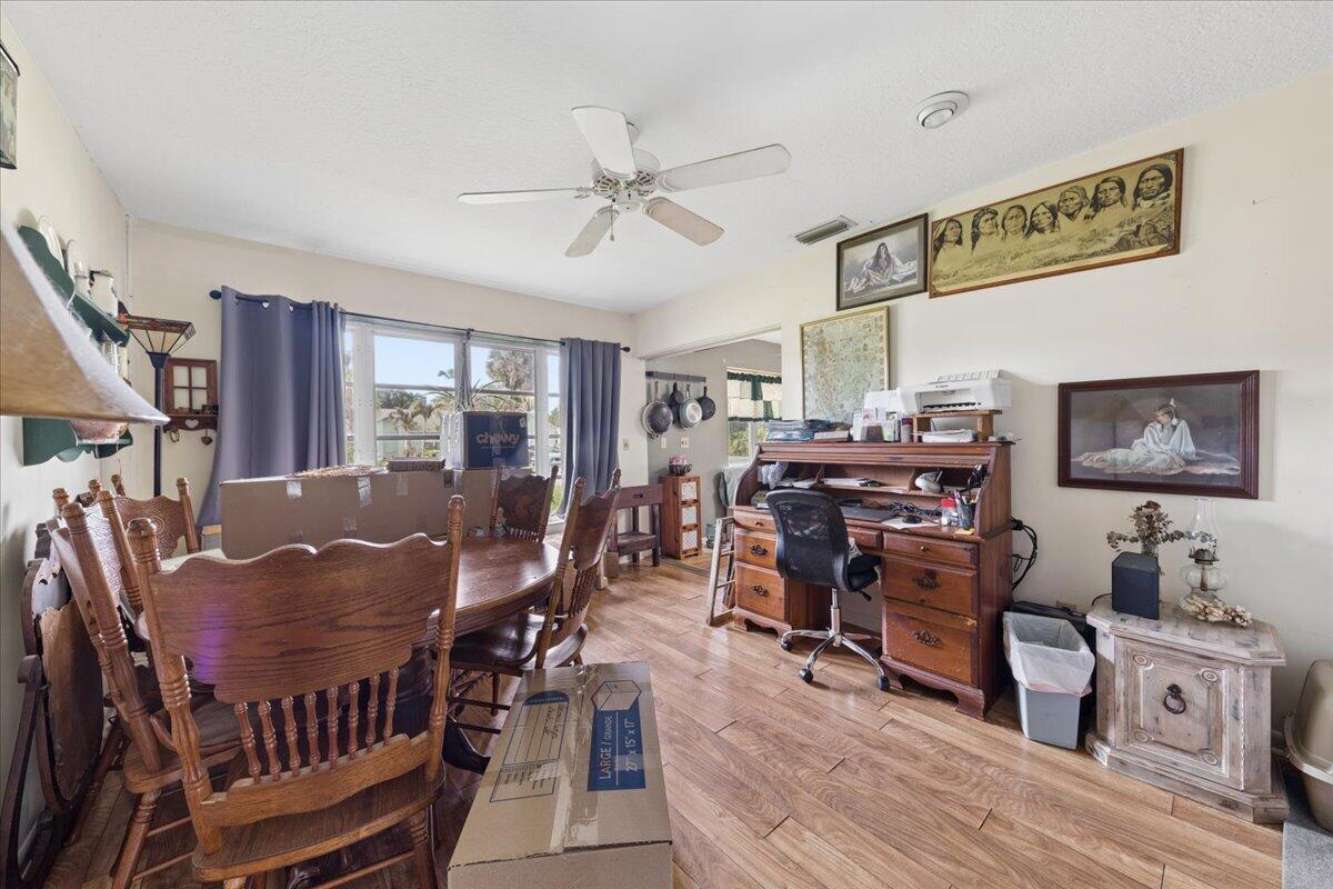 LAKEWOOD PARK UNIT 5 - Residential