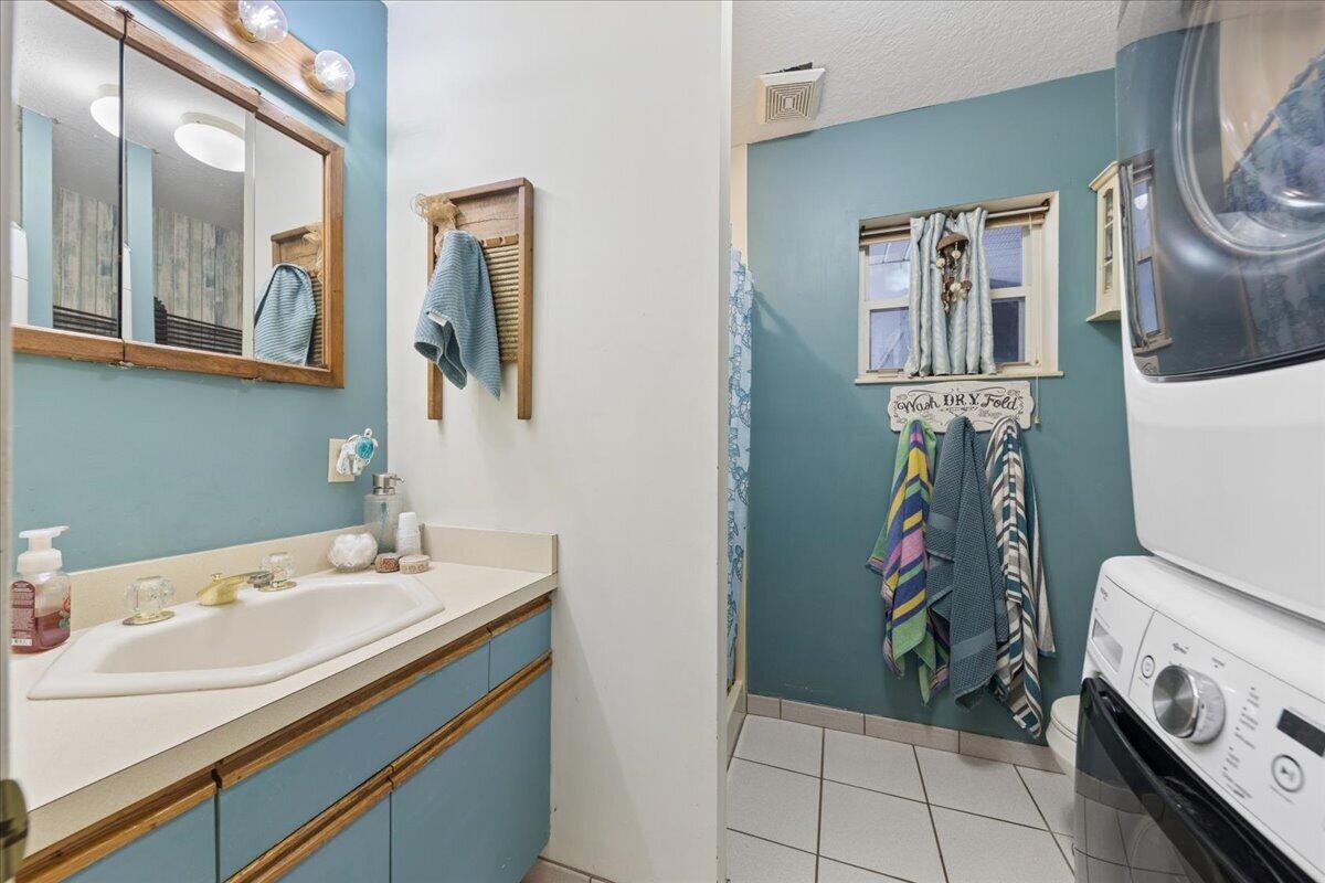 LAKEWOOD PARK UNIT 5 - Residential