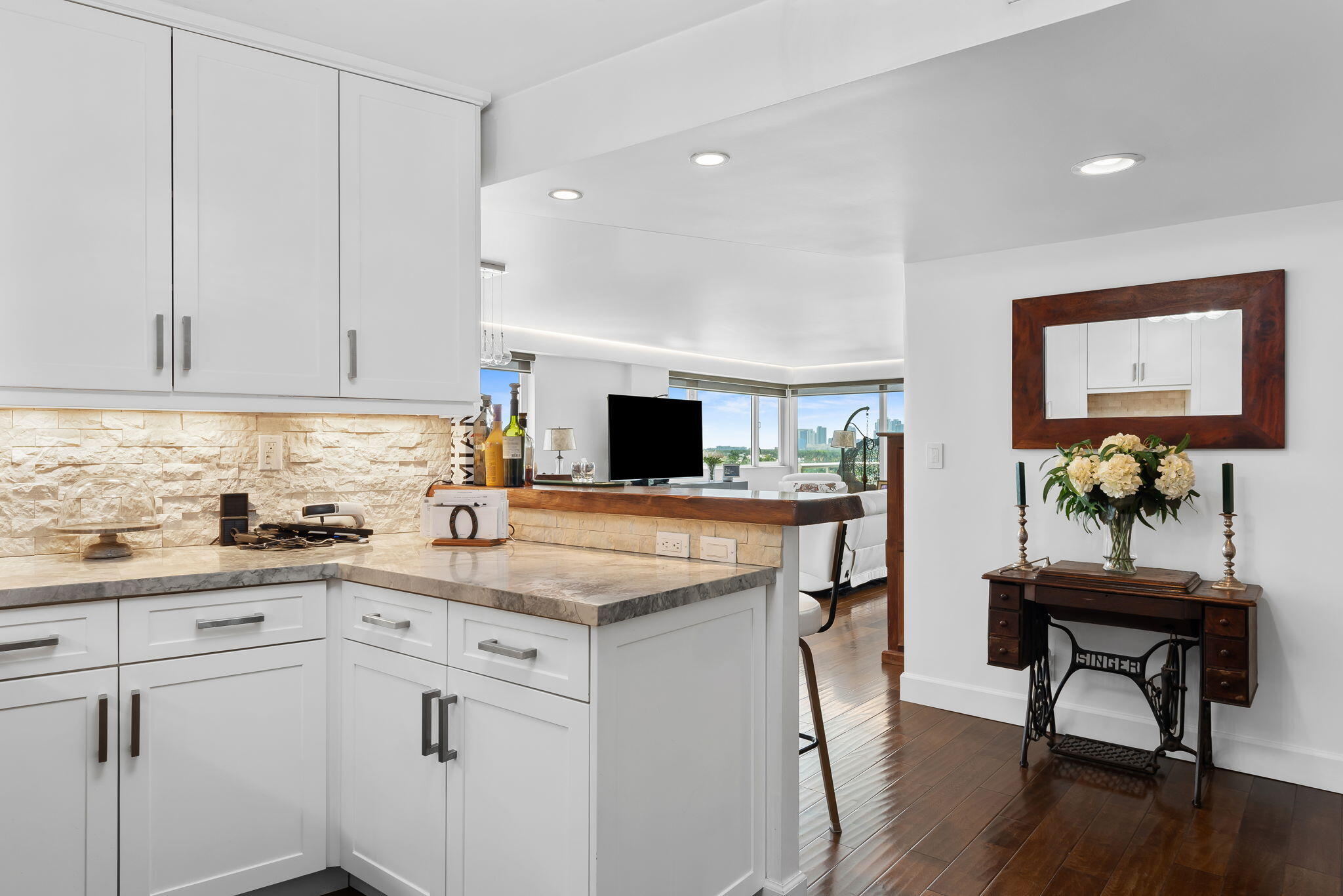 MAYA MARCA CONDO - Residential Lease