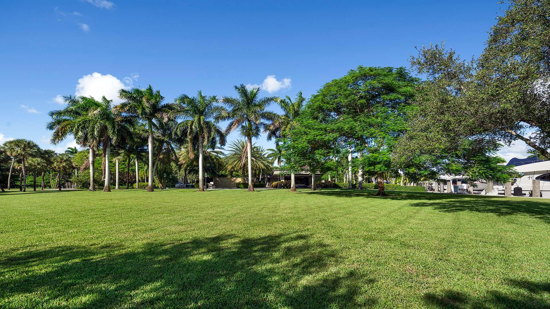 NEW RIVER BANKS - Residential