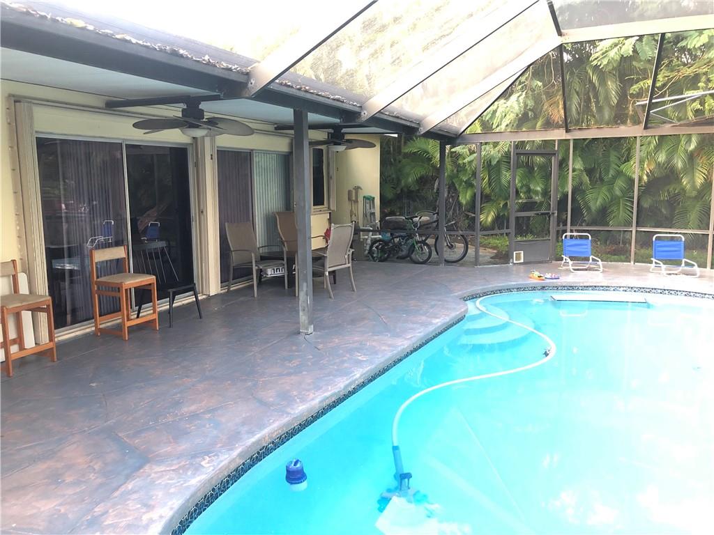 Oriole-Margate Sec 3 74-4 - Residential