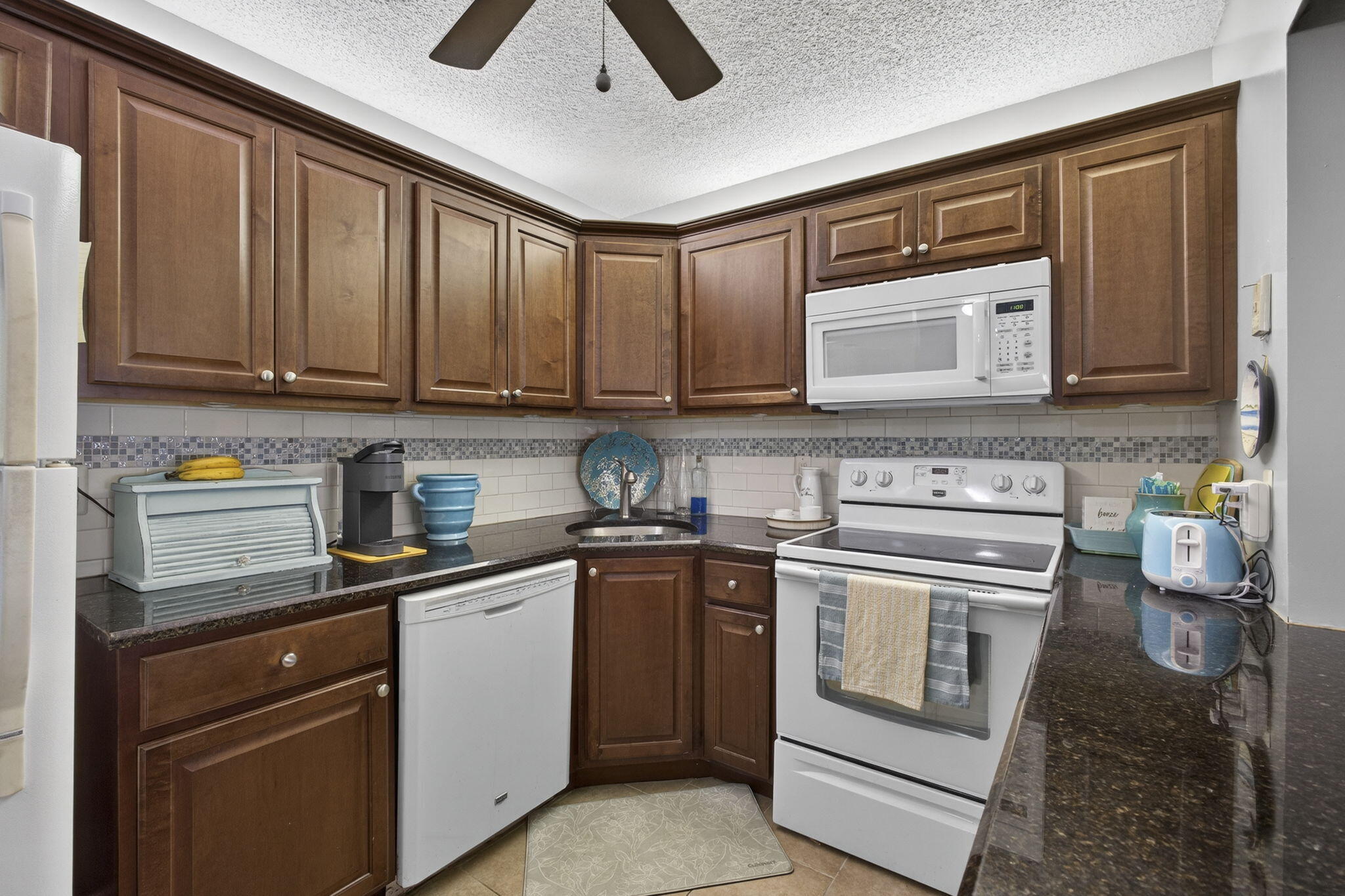 PINE RIDGE III CONDO - Residential
