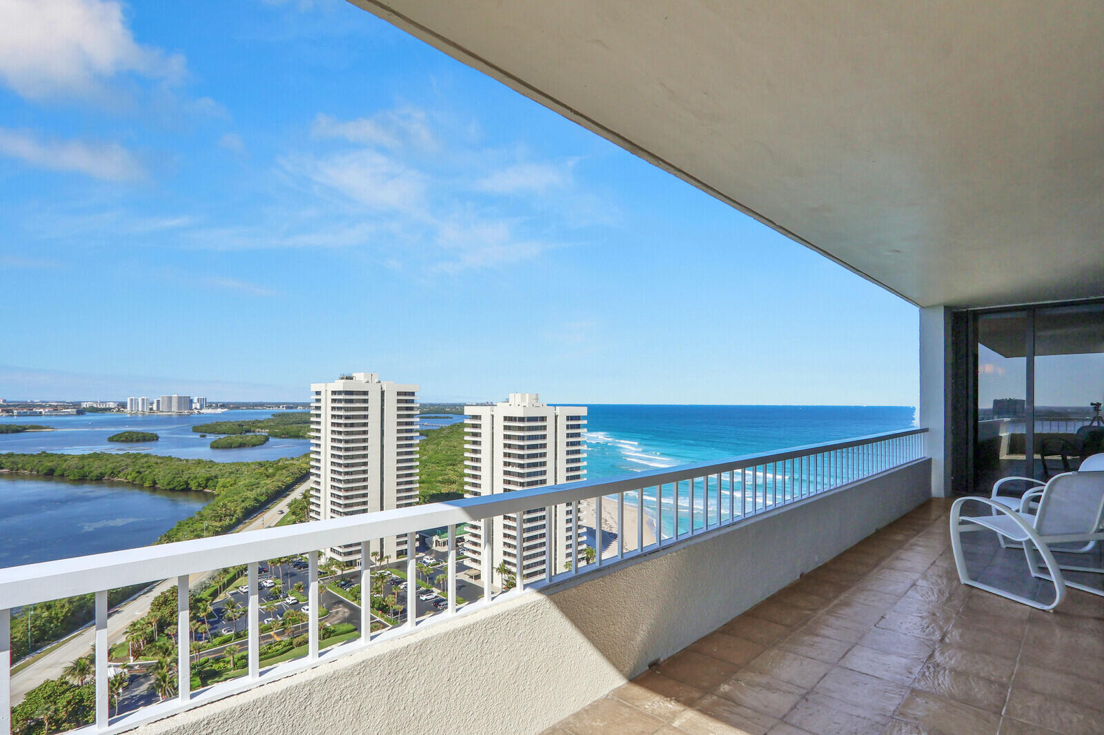 WATER GLADES CONDO - Residential