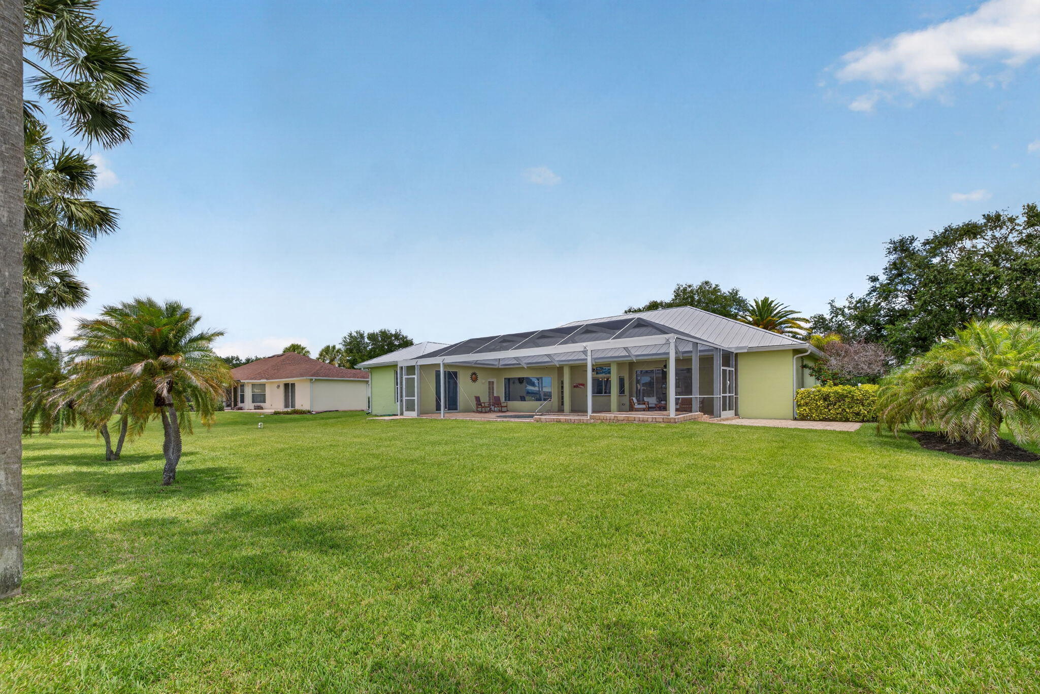 SOUTH RIVER SHORES - Residential