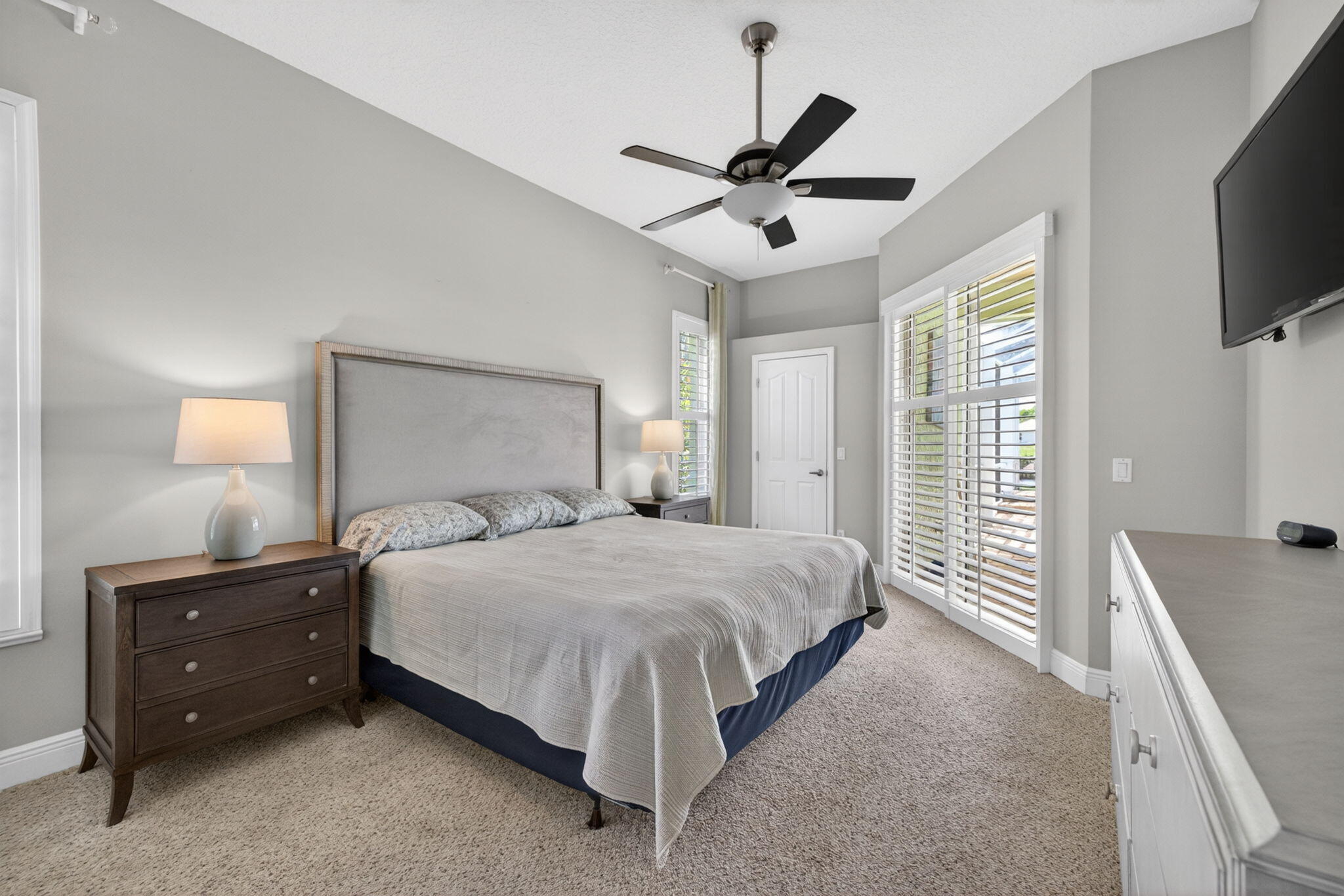 SOUTH RIVER SHORES - Residential