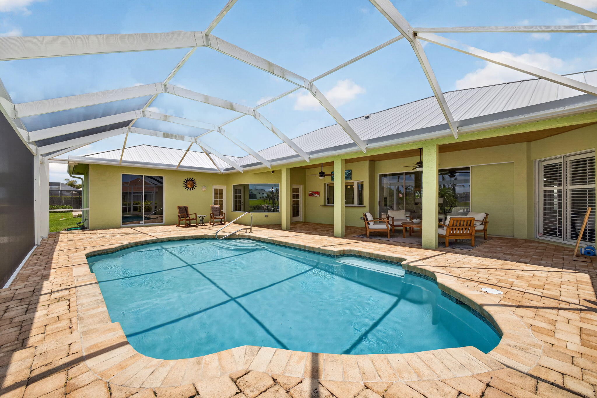 SOUTH RIVER SHORES - Residential