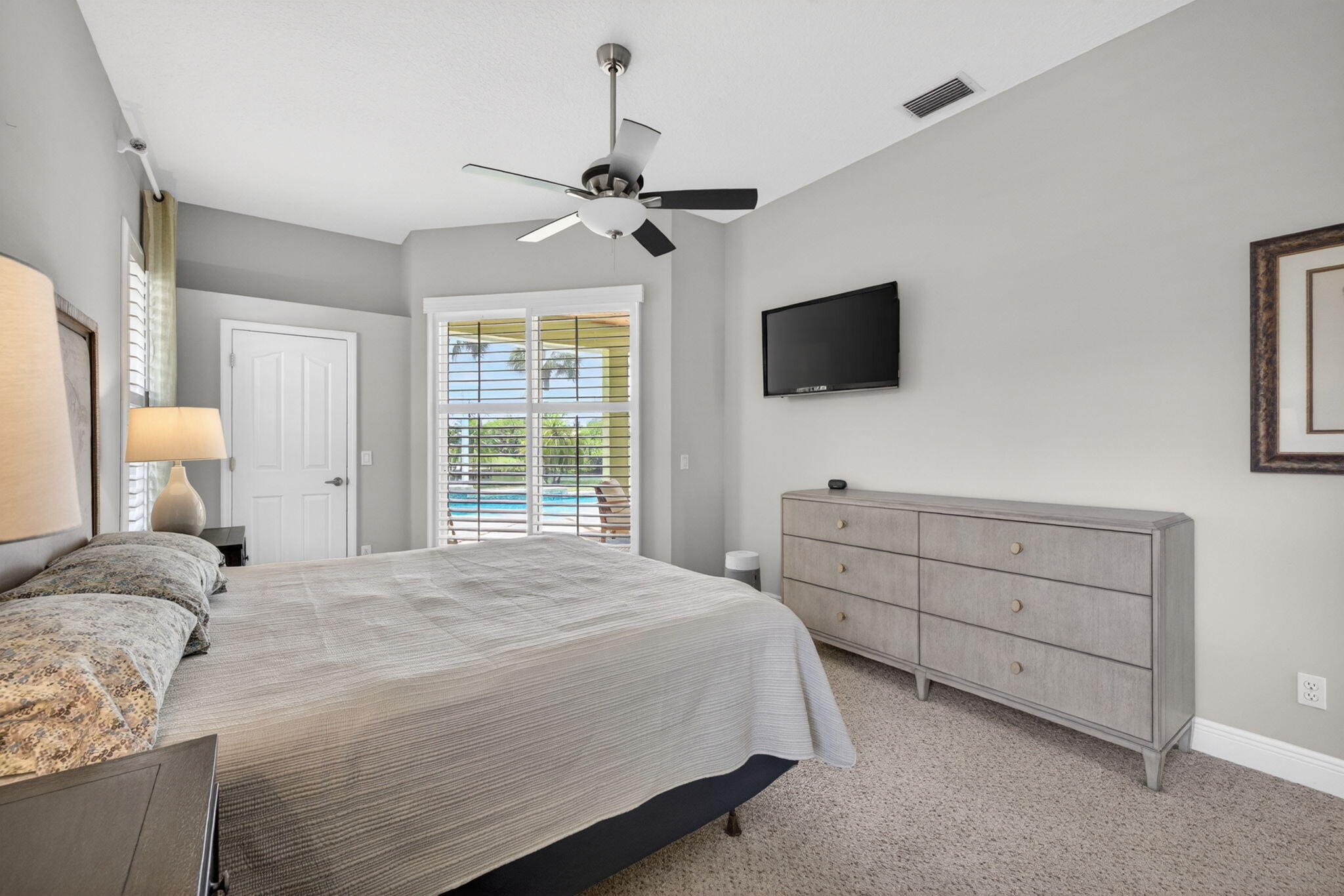 SOUTH RIVER SHORES - Residential