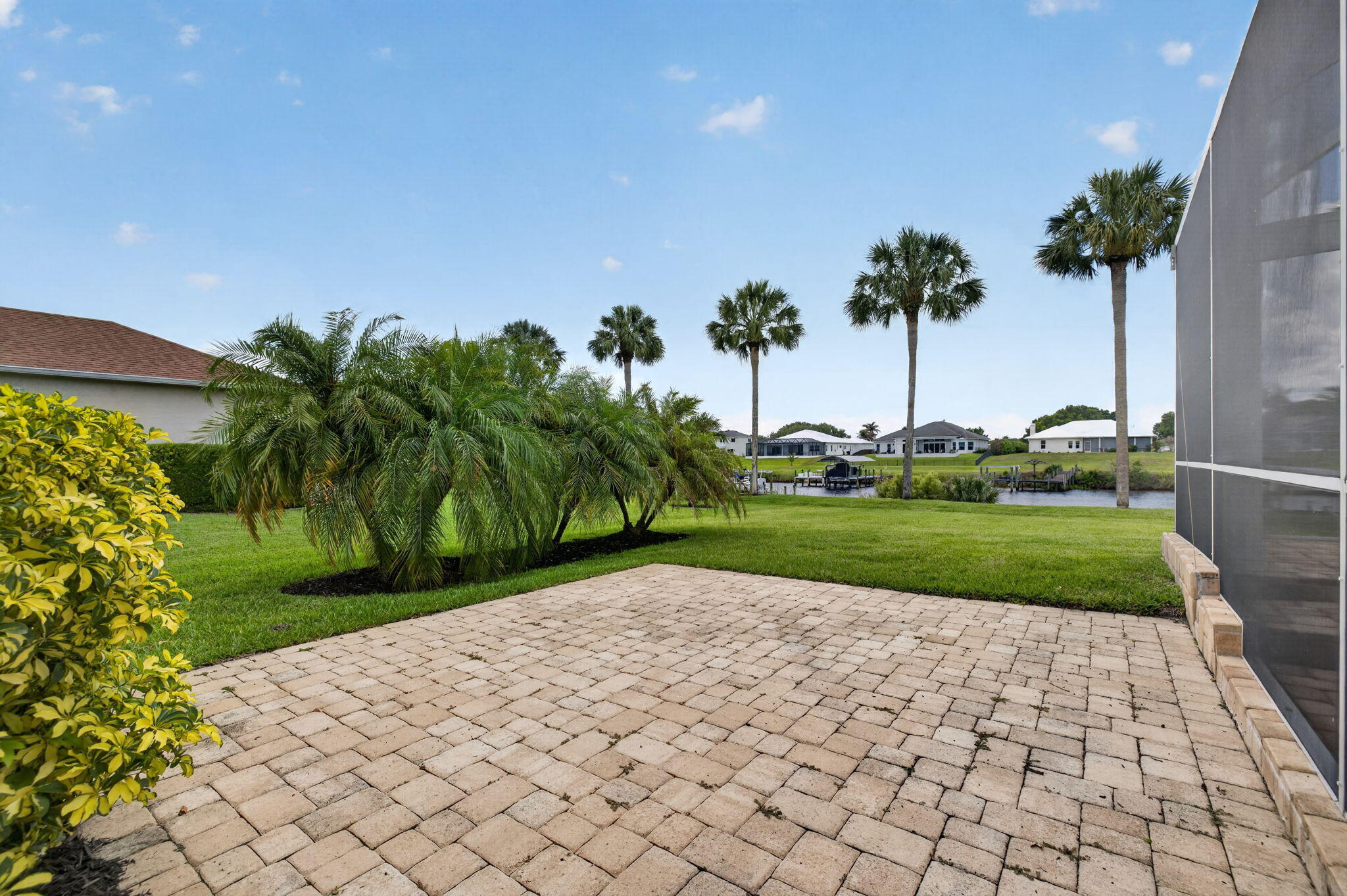 SOUTH RIVER SHORES - Residential