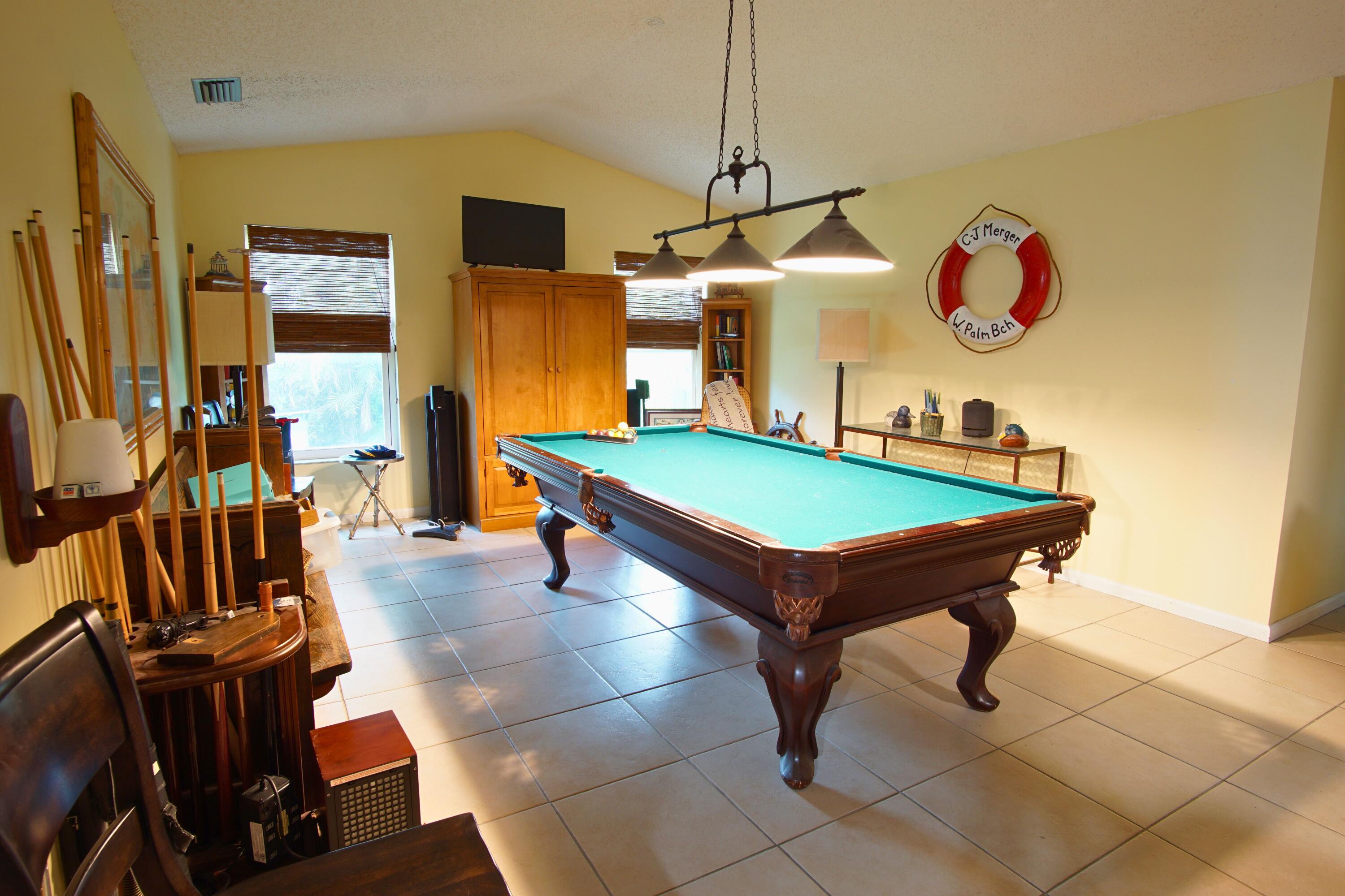 ESTATES OF LAKE CLARKE SHORES - Residential