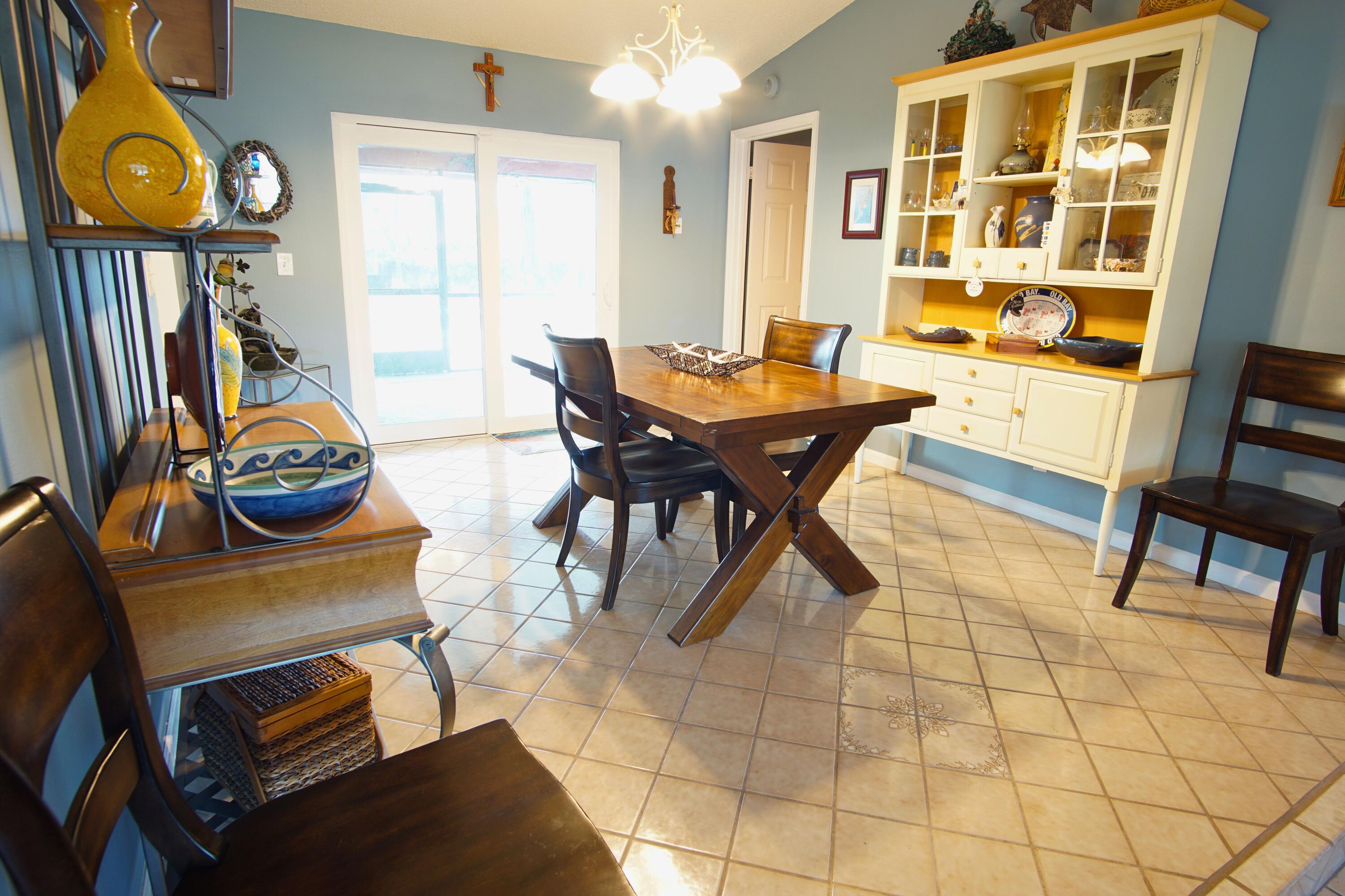 ESTATES OF LAKE CLARKE SHORES - Residential