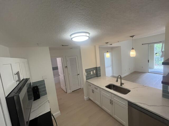 VILLAGE AT ABACOA CONDO - Residential Lease