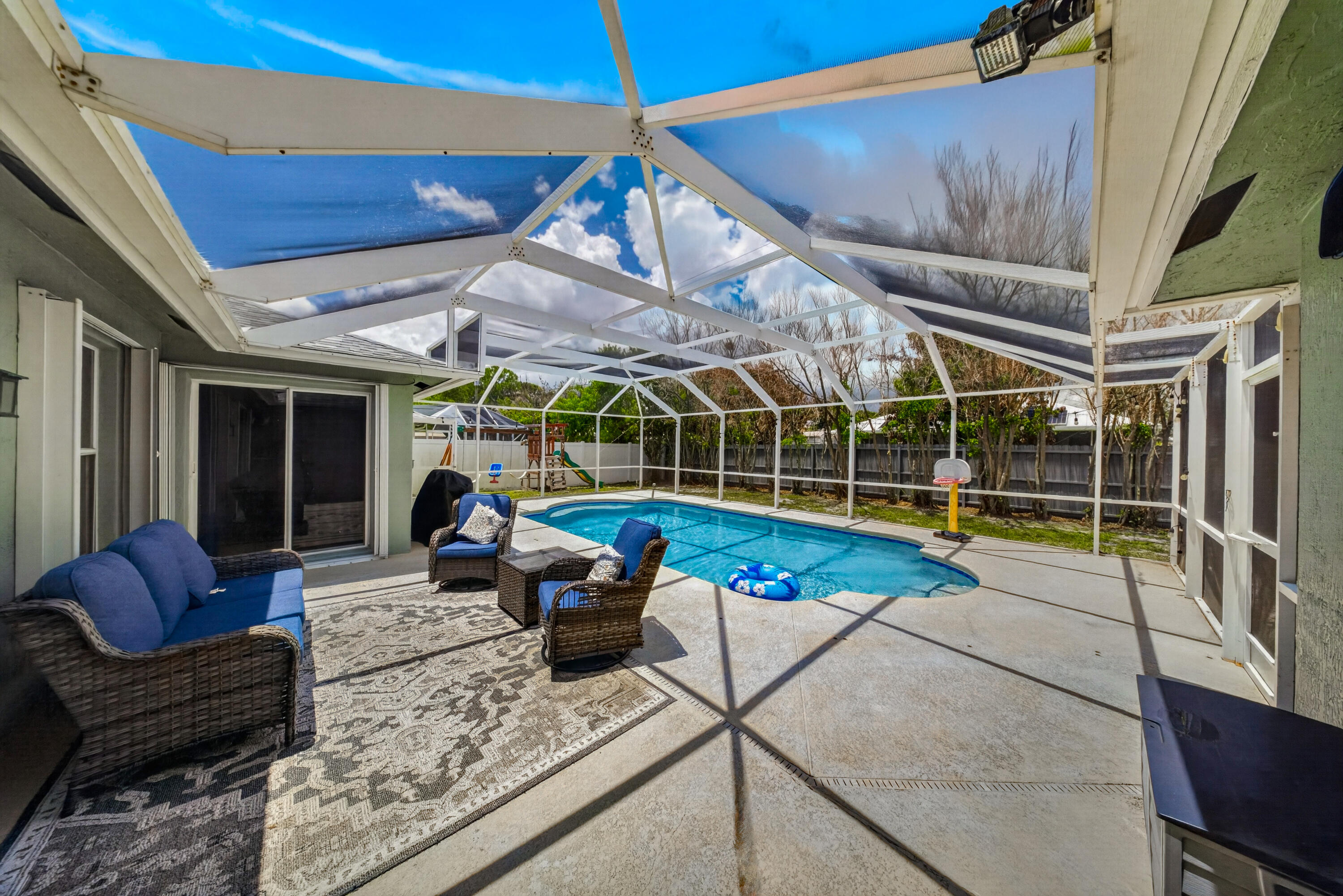PORT ST LUCIE SECTION 8 - Residential