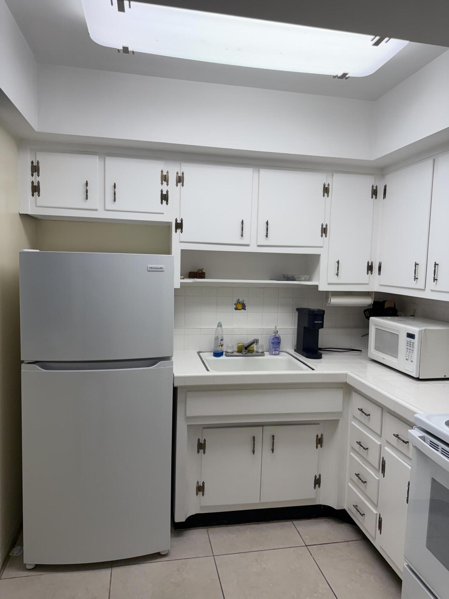 DURHAM APARTMENTS CONDO - Residential Lease